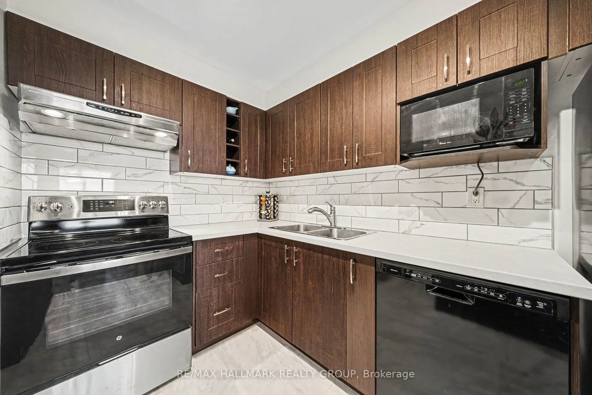 2630 Southvale Crescent #401