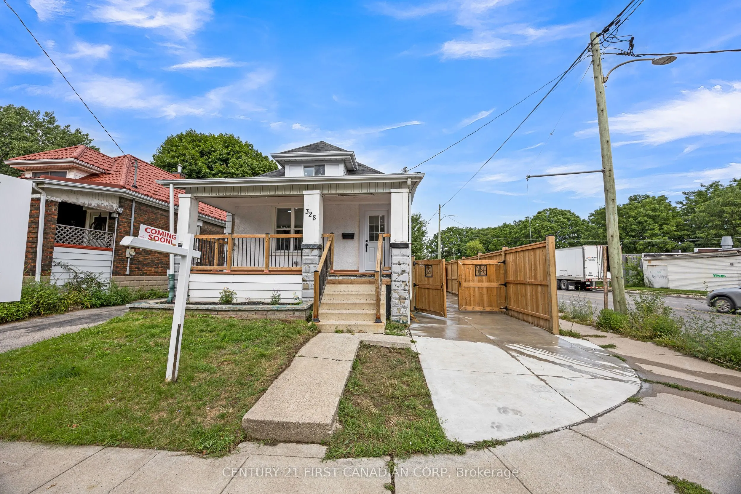 328 Oakland Avenue