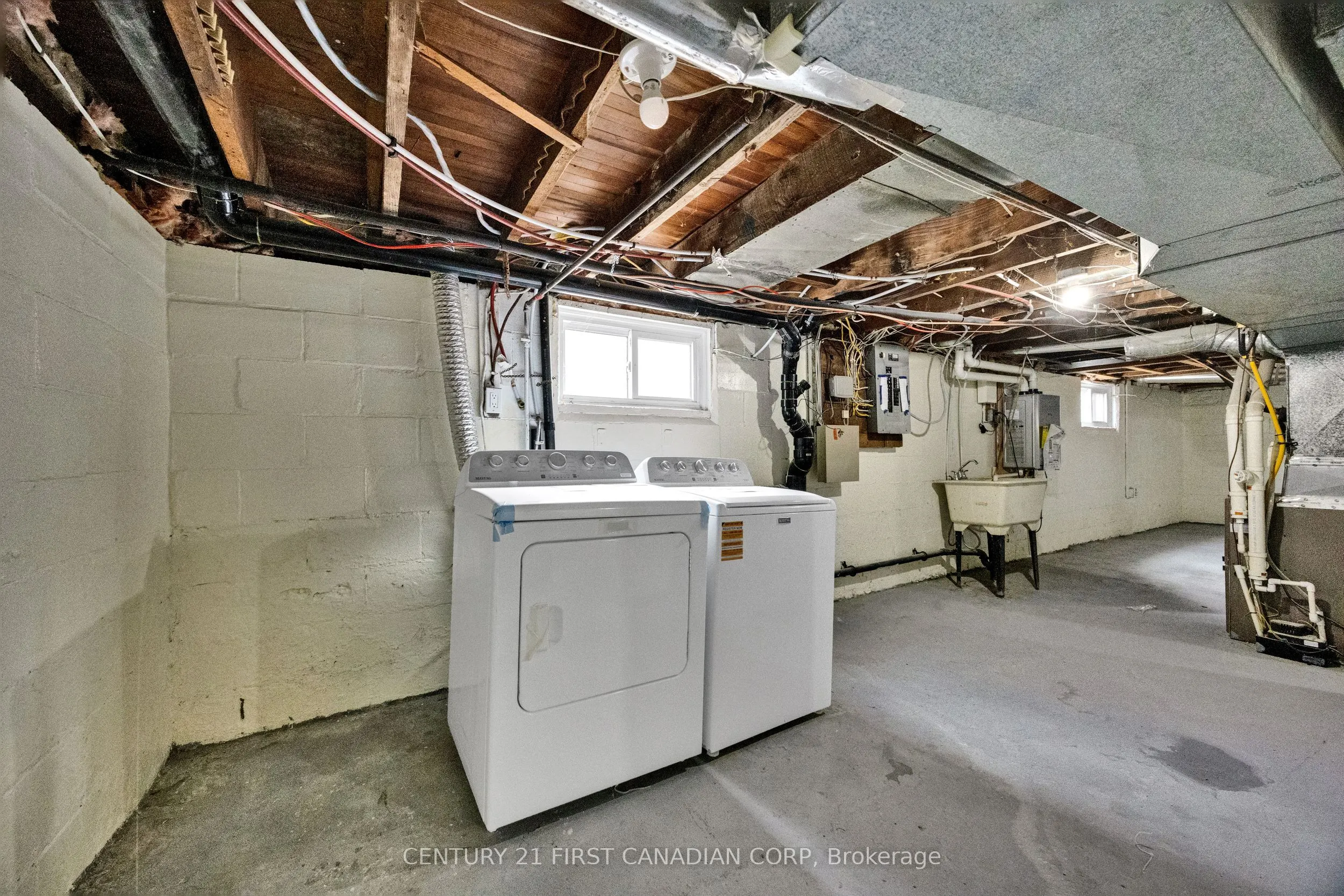 328 Oakland Avenue