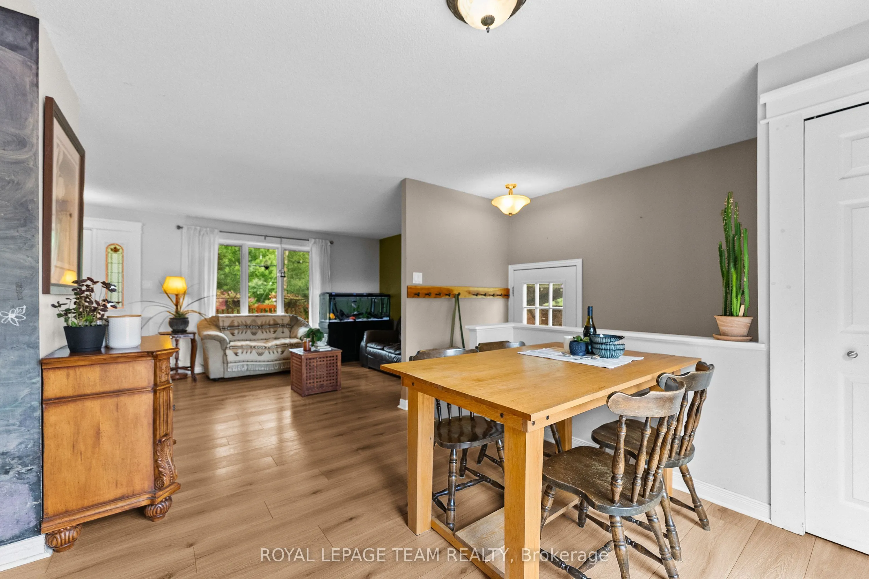 484 WYLIE Road