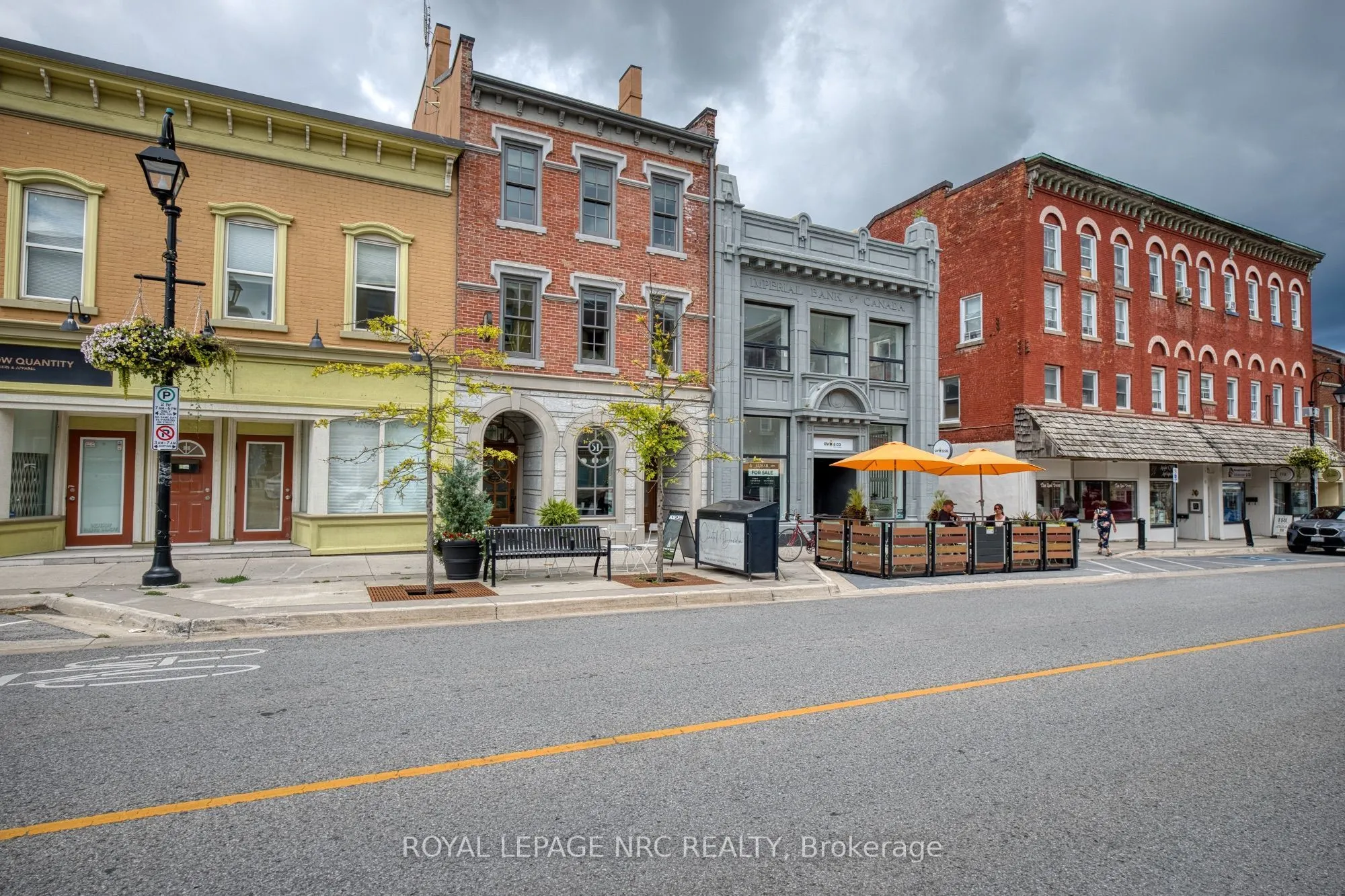 51 Front Street S