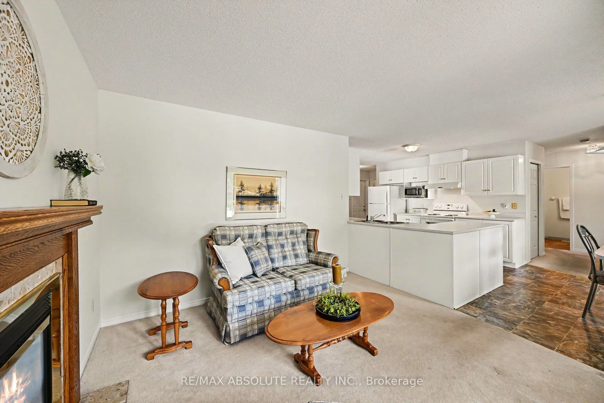 1 River Ridge Crescent