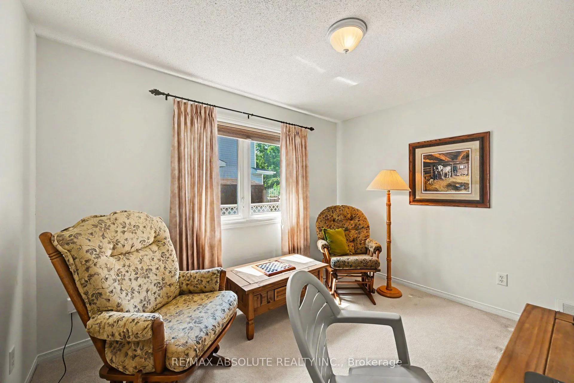 1 River Ridge Crescent