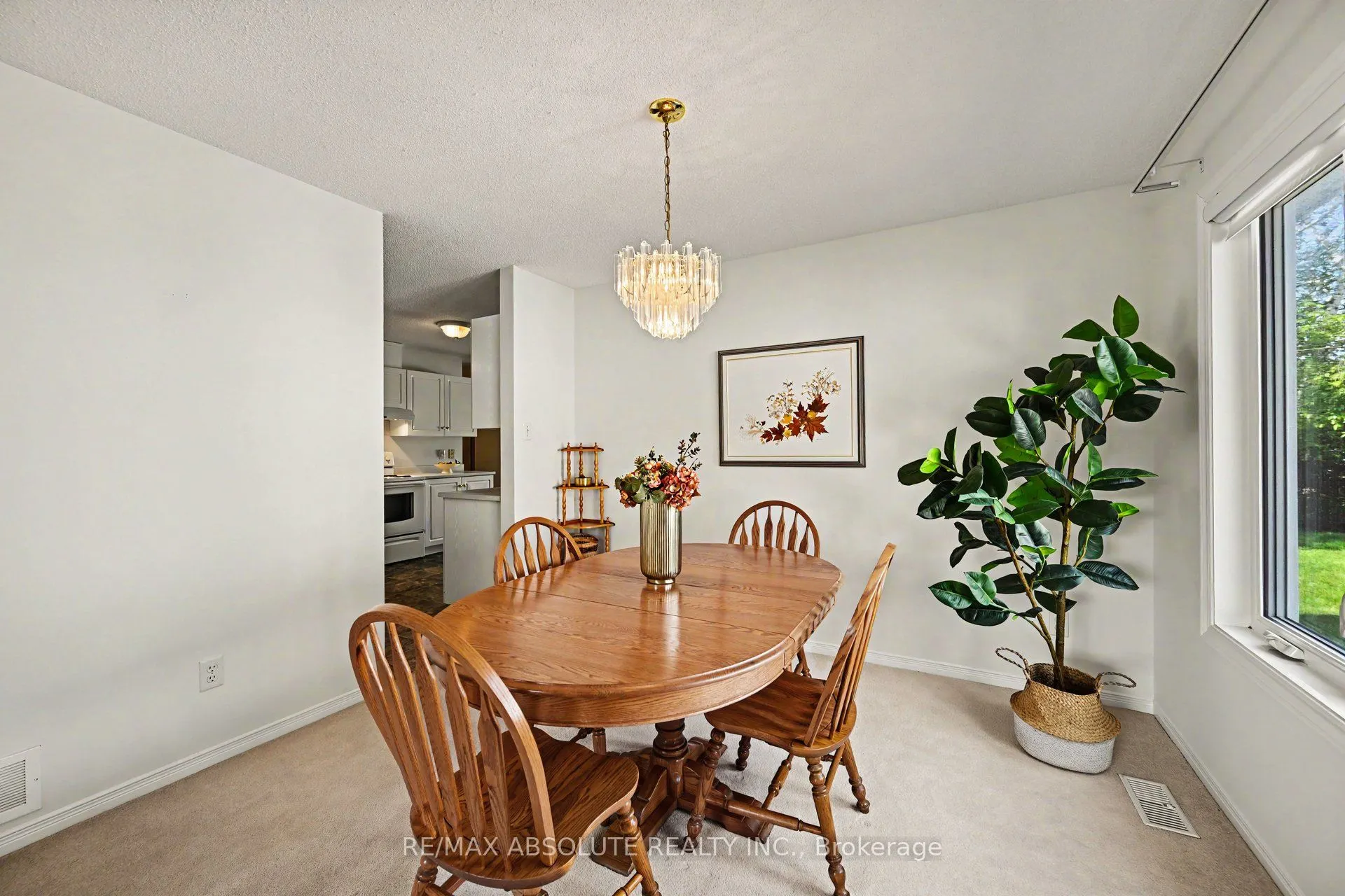 1 River Ridge Crescent
