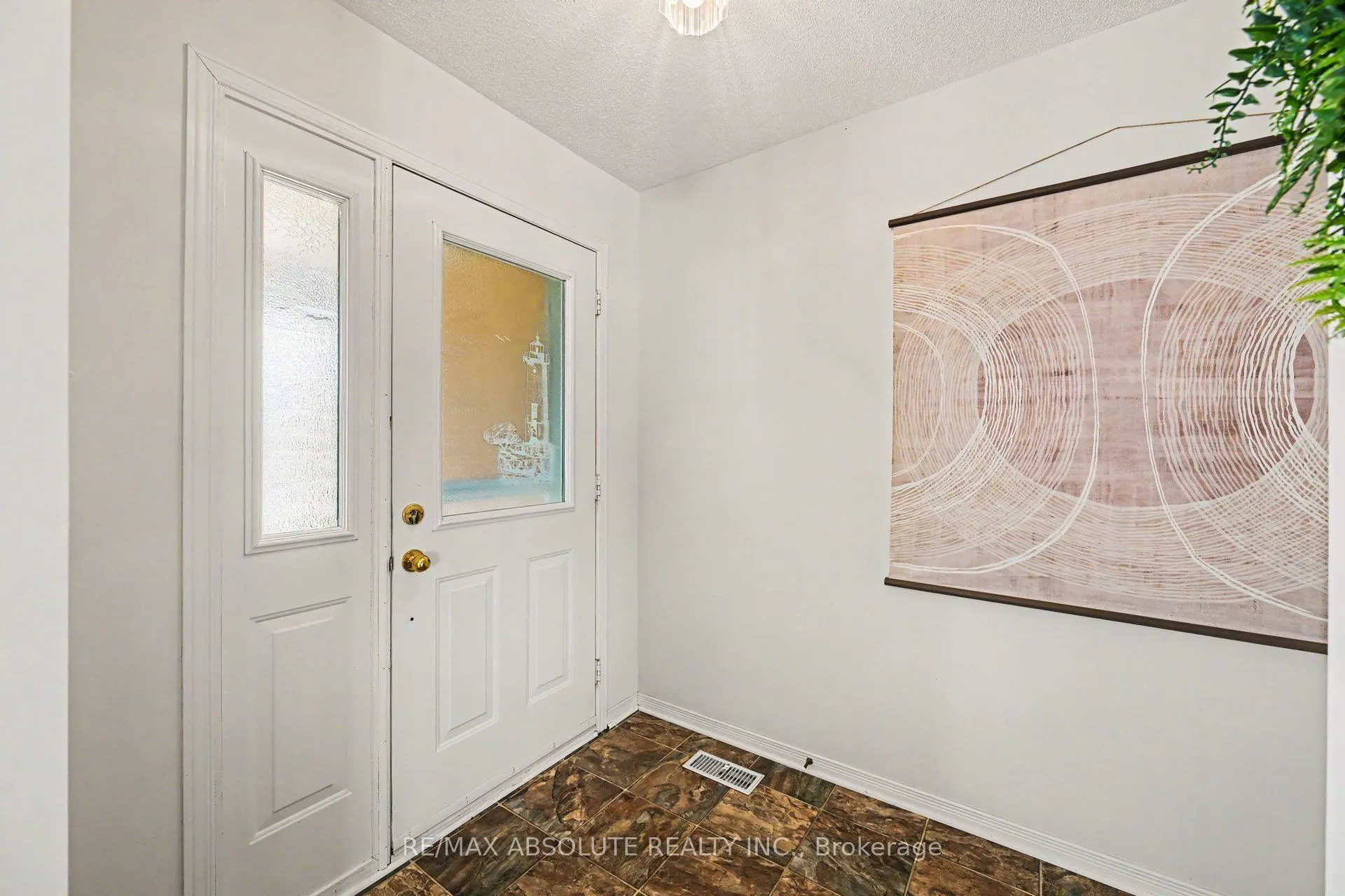 1 River Ridge Crescent