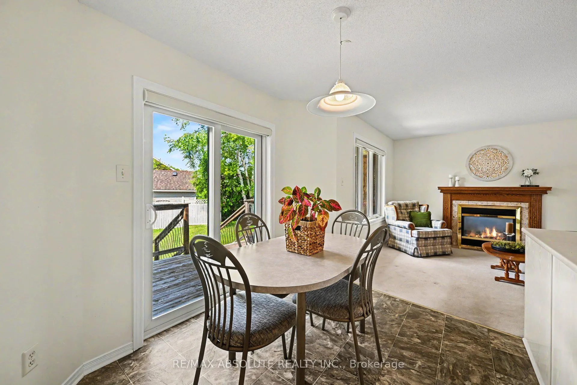1 River Ridge Crescent