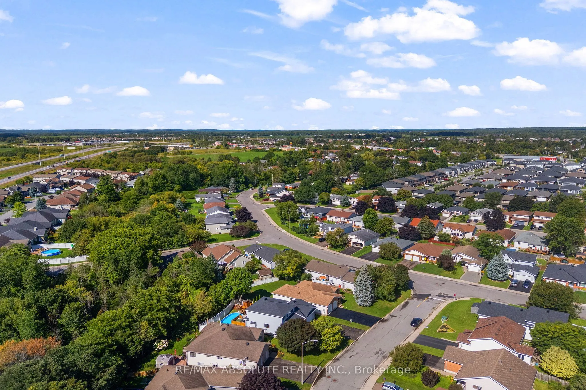 1 River Ridge Crescent