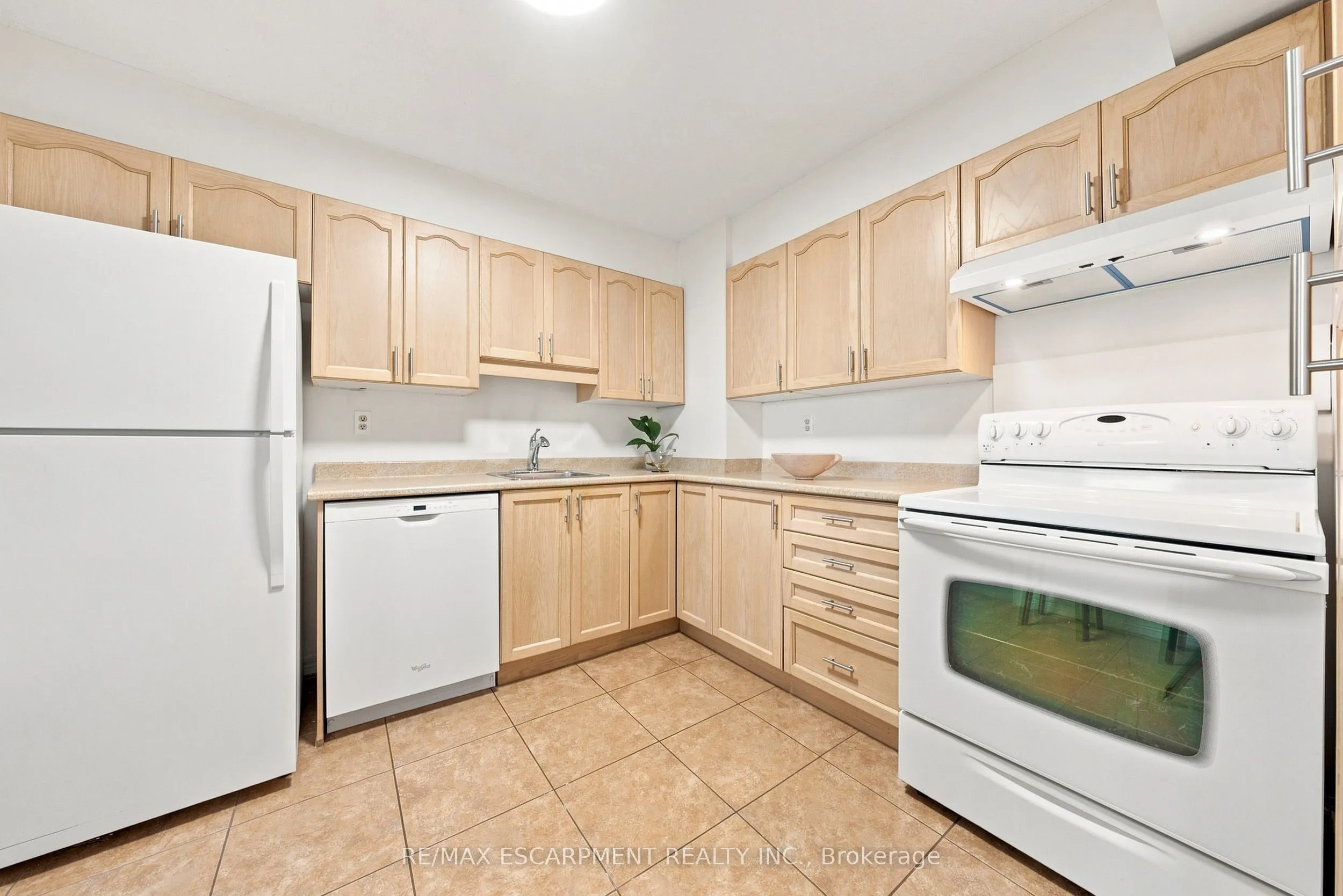 500 GREEN Road #509