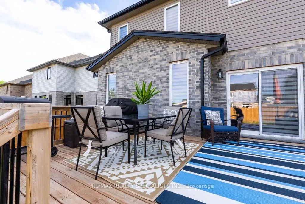 45 Peggy Avenue