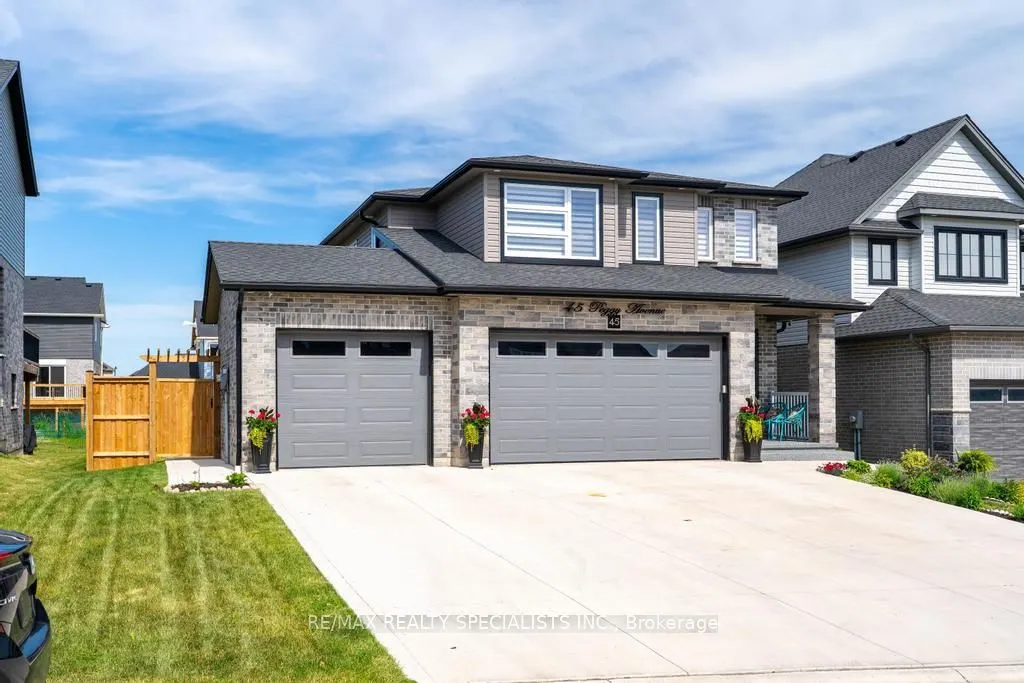 45 Peggy Avenue