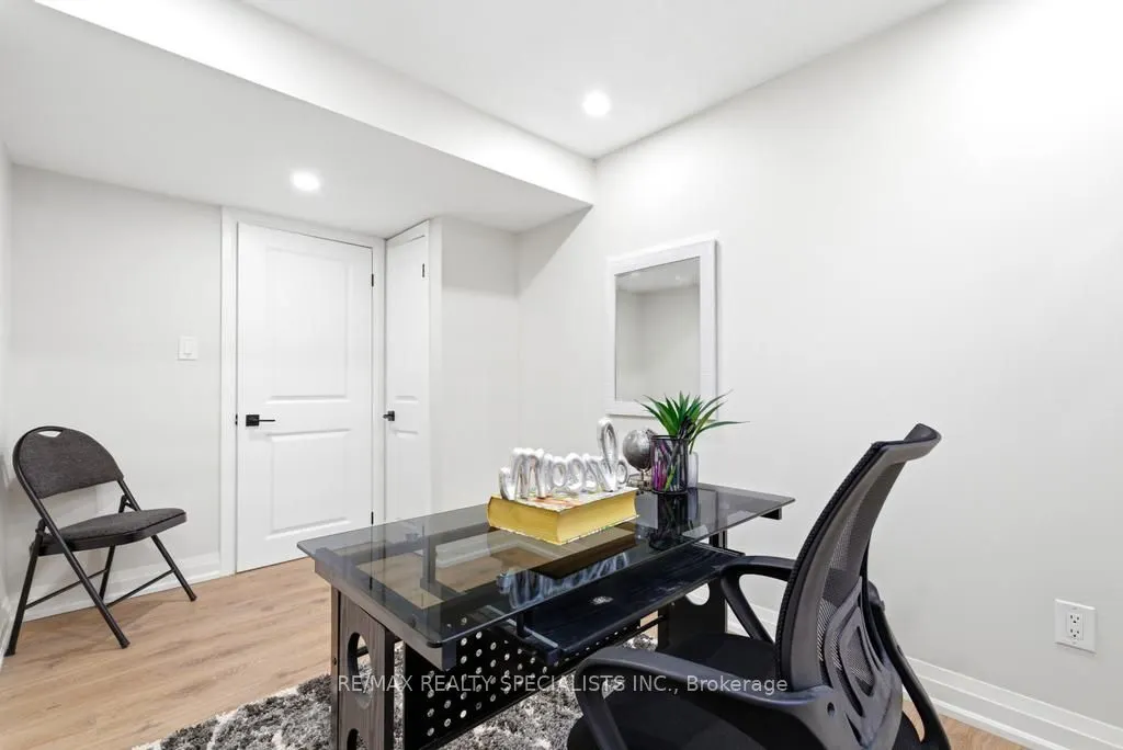 45 Peggy Avenue