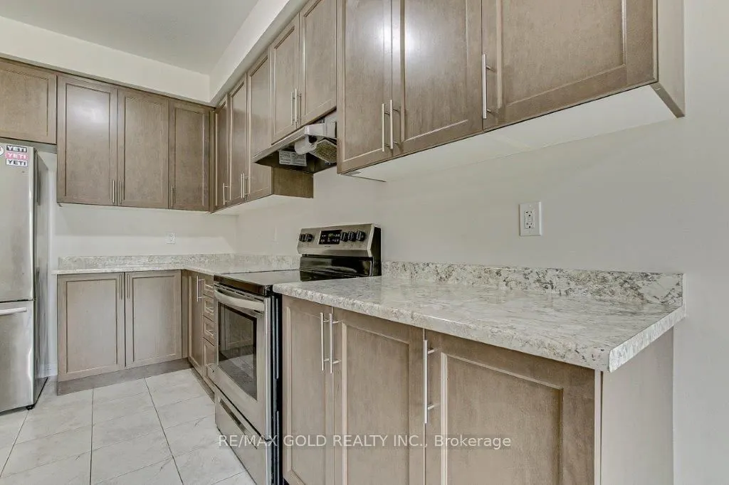 120 Huntingford Trail