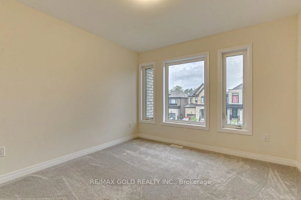 120 Huntingford Trail