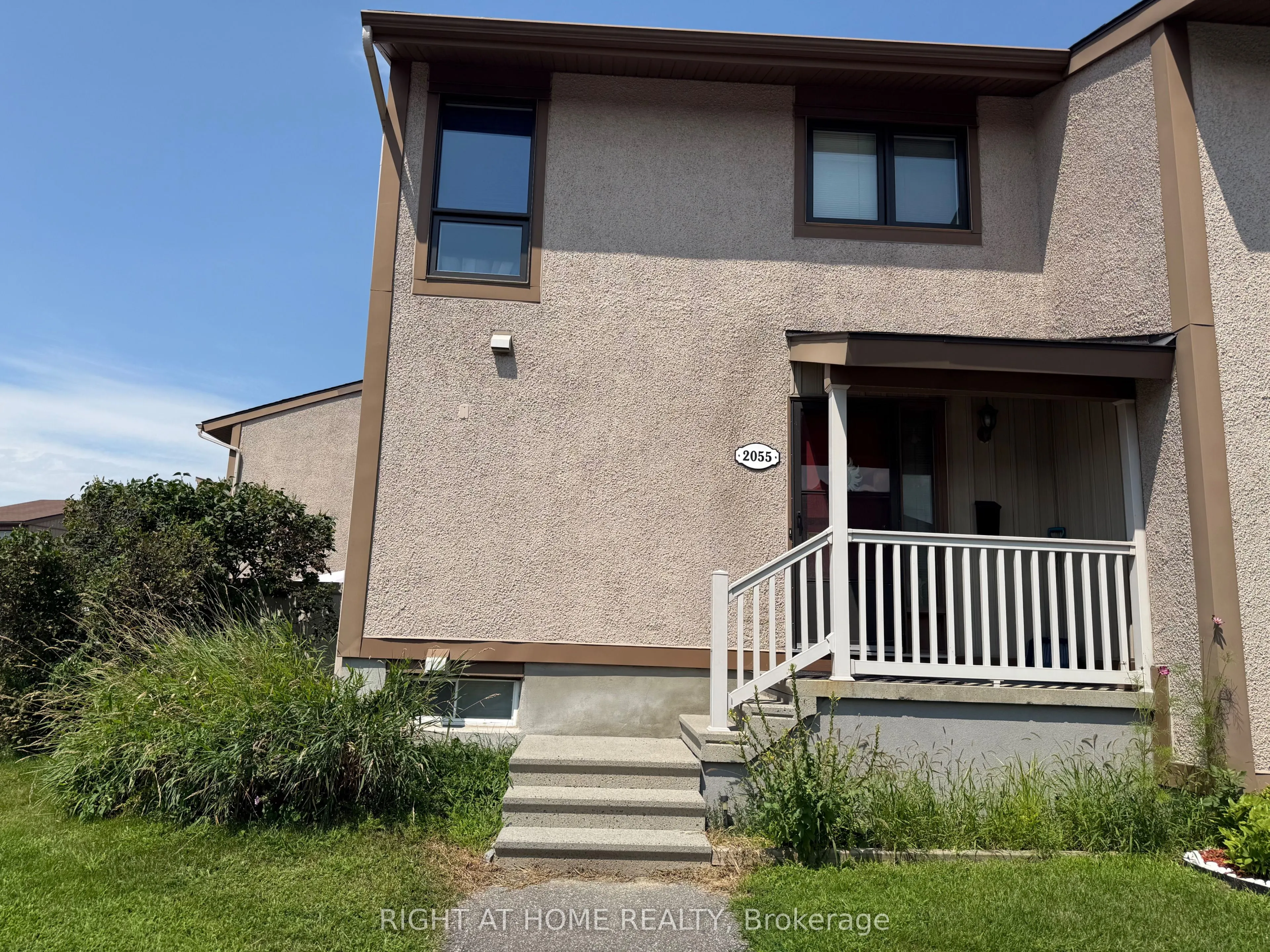 2055 Stonehenge Crescent #23
