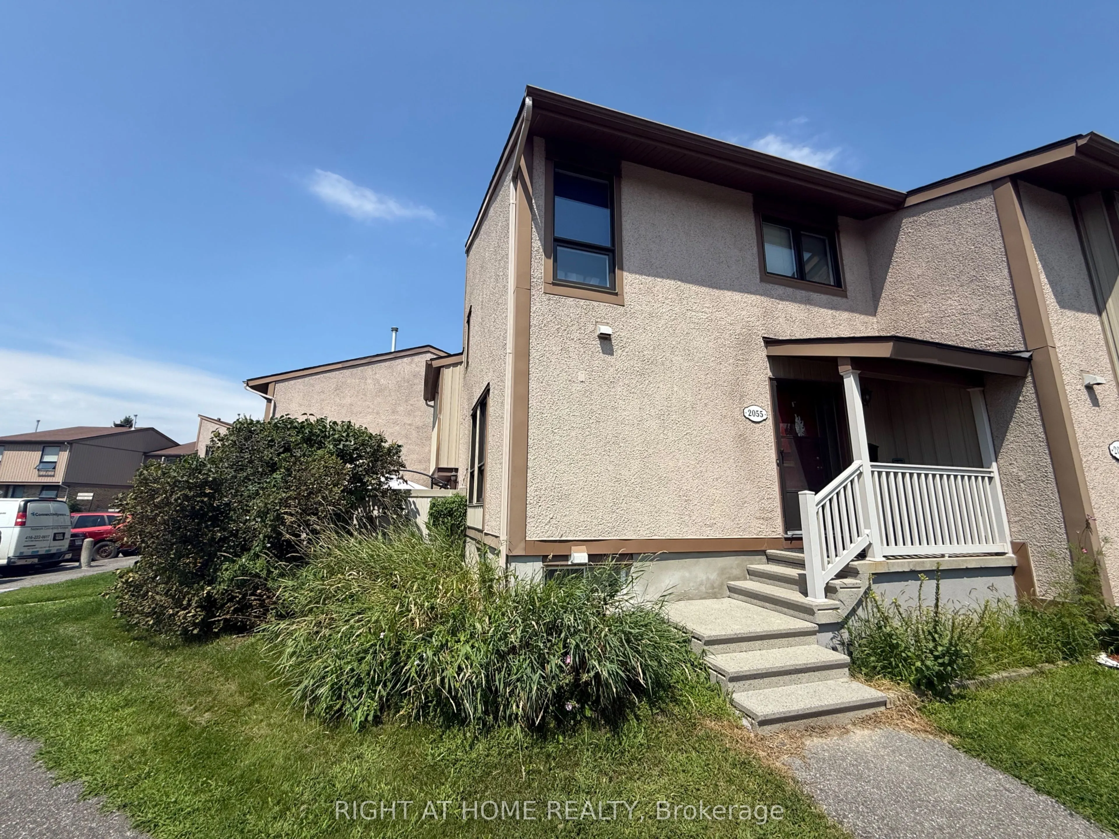 2055 Stonehenge Crescent #23