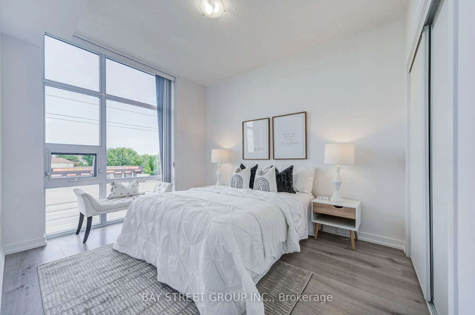 450 Dundas Street E #313