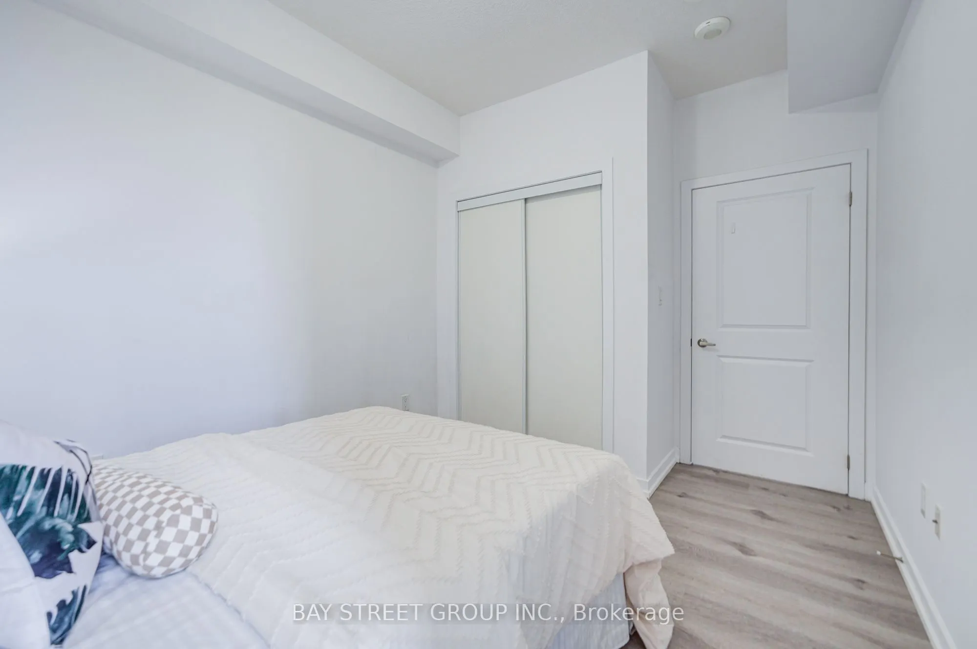 450 Dundas Street E #313