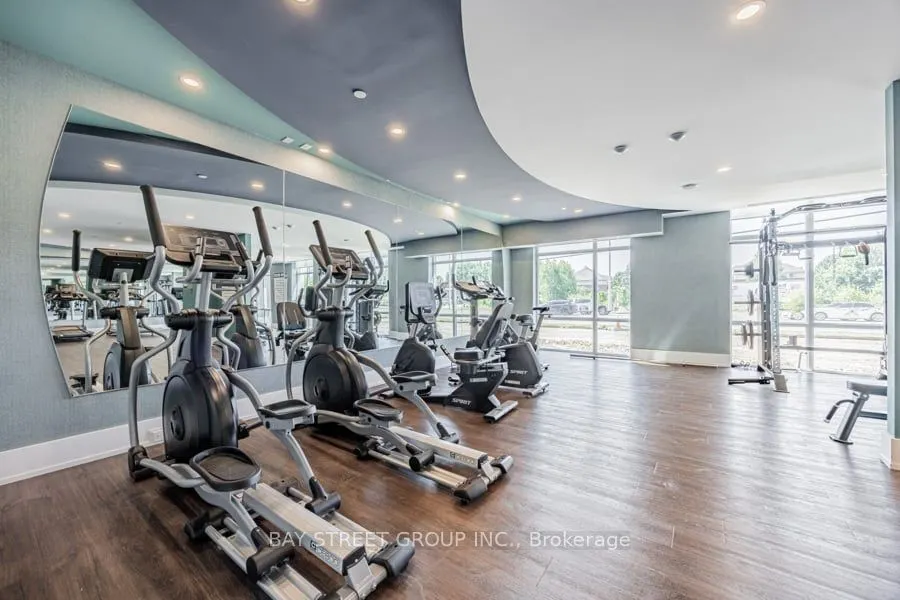450 Dundas Street E #313