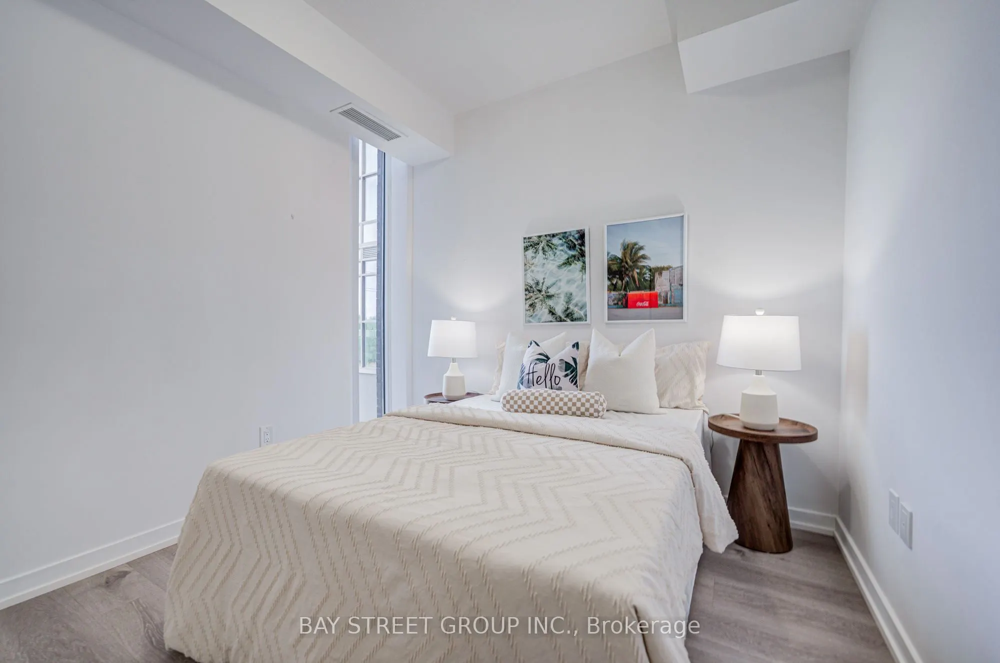 450 Dundas Street E #313