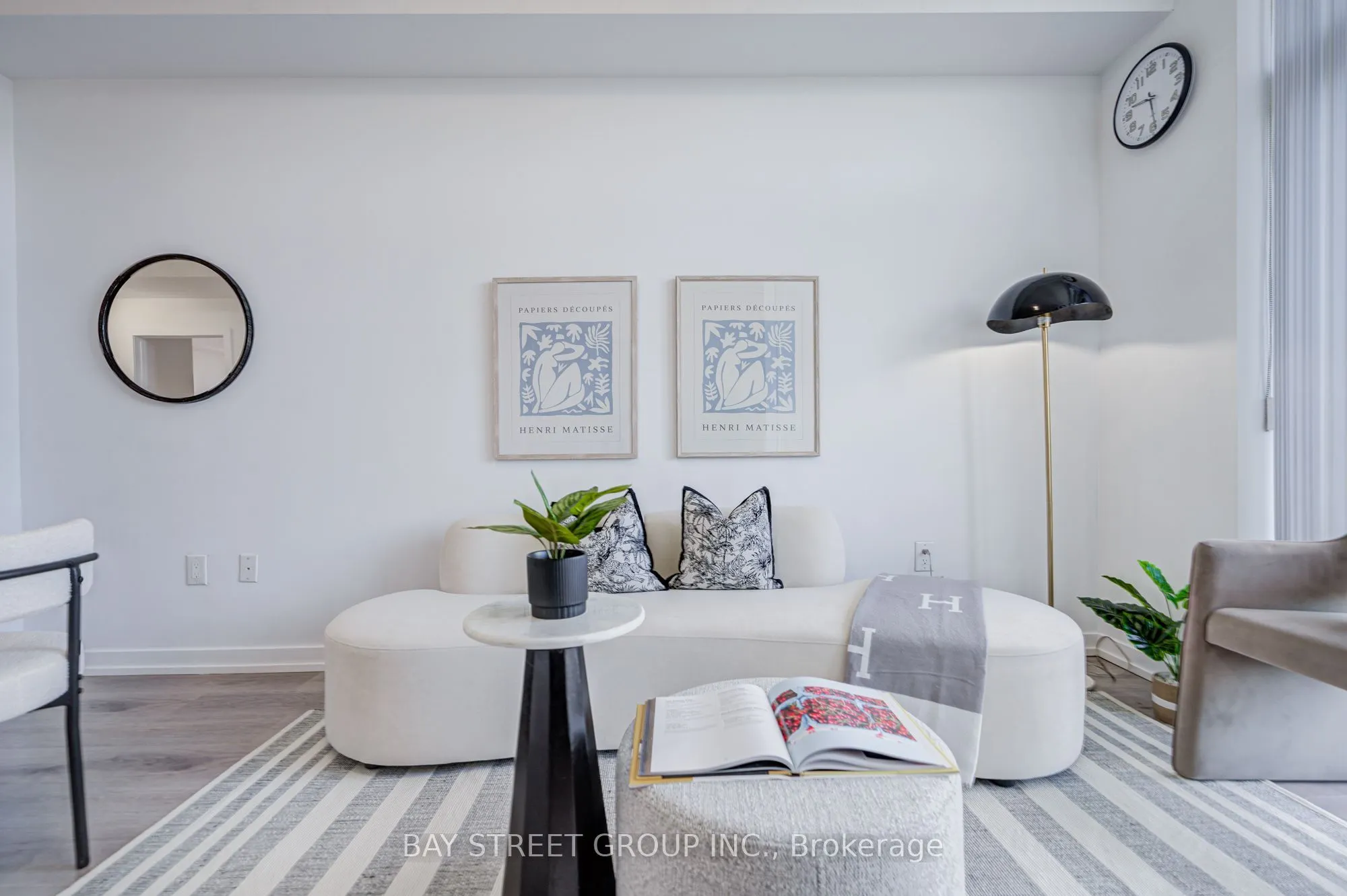 450 Dundas Street E #313