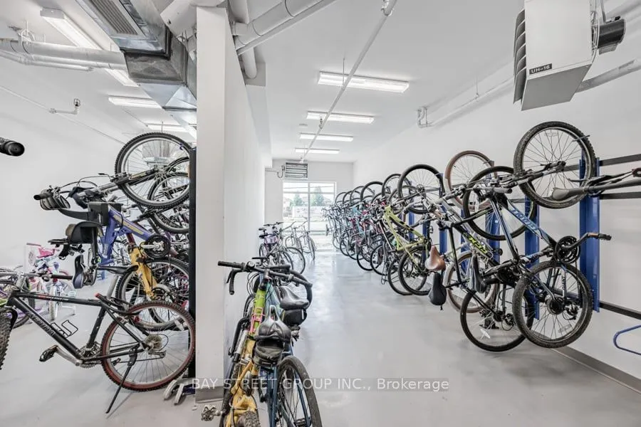 450 Dundas Street E #313