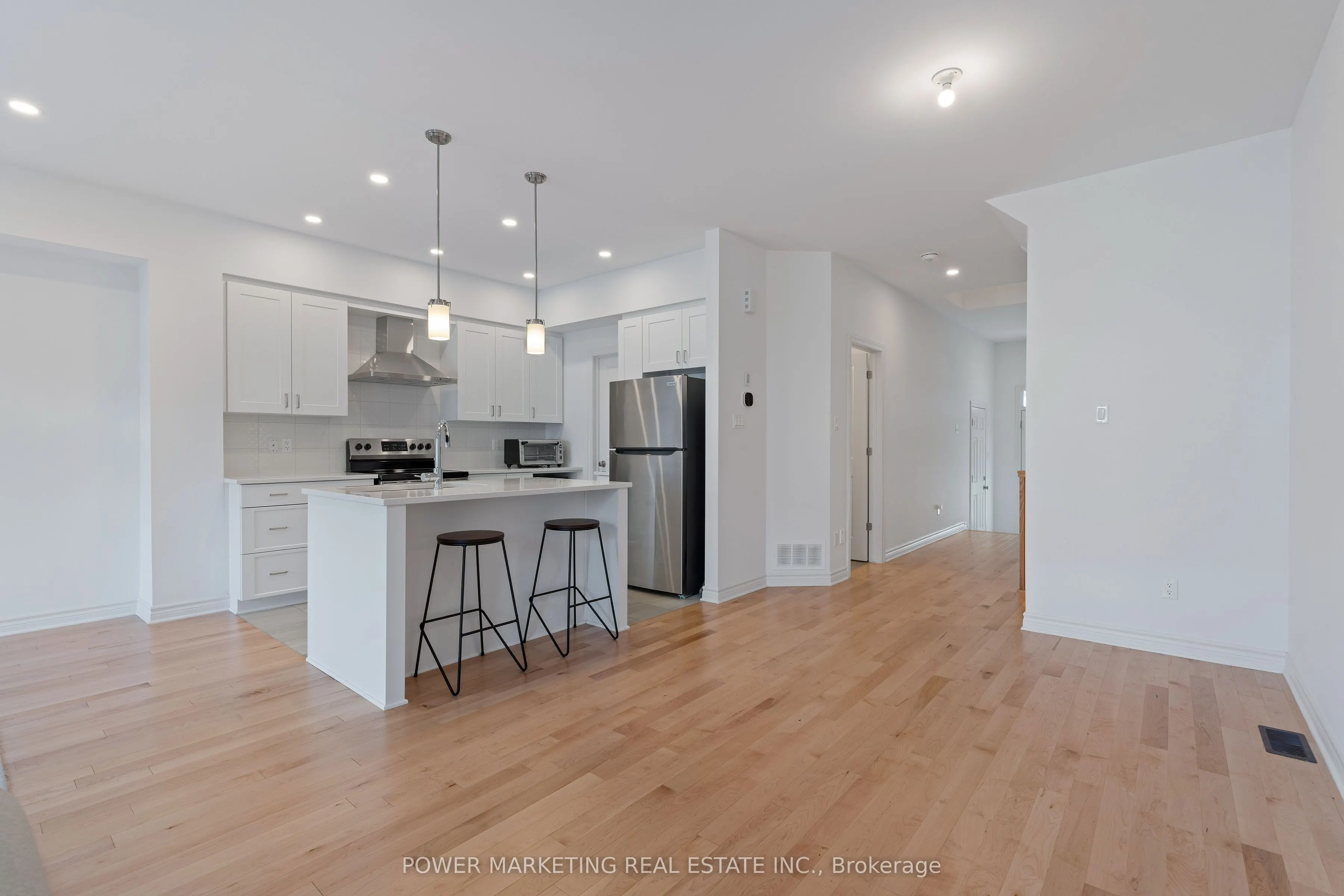 677 Cordelette Circle
