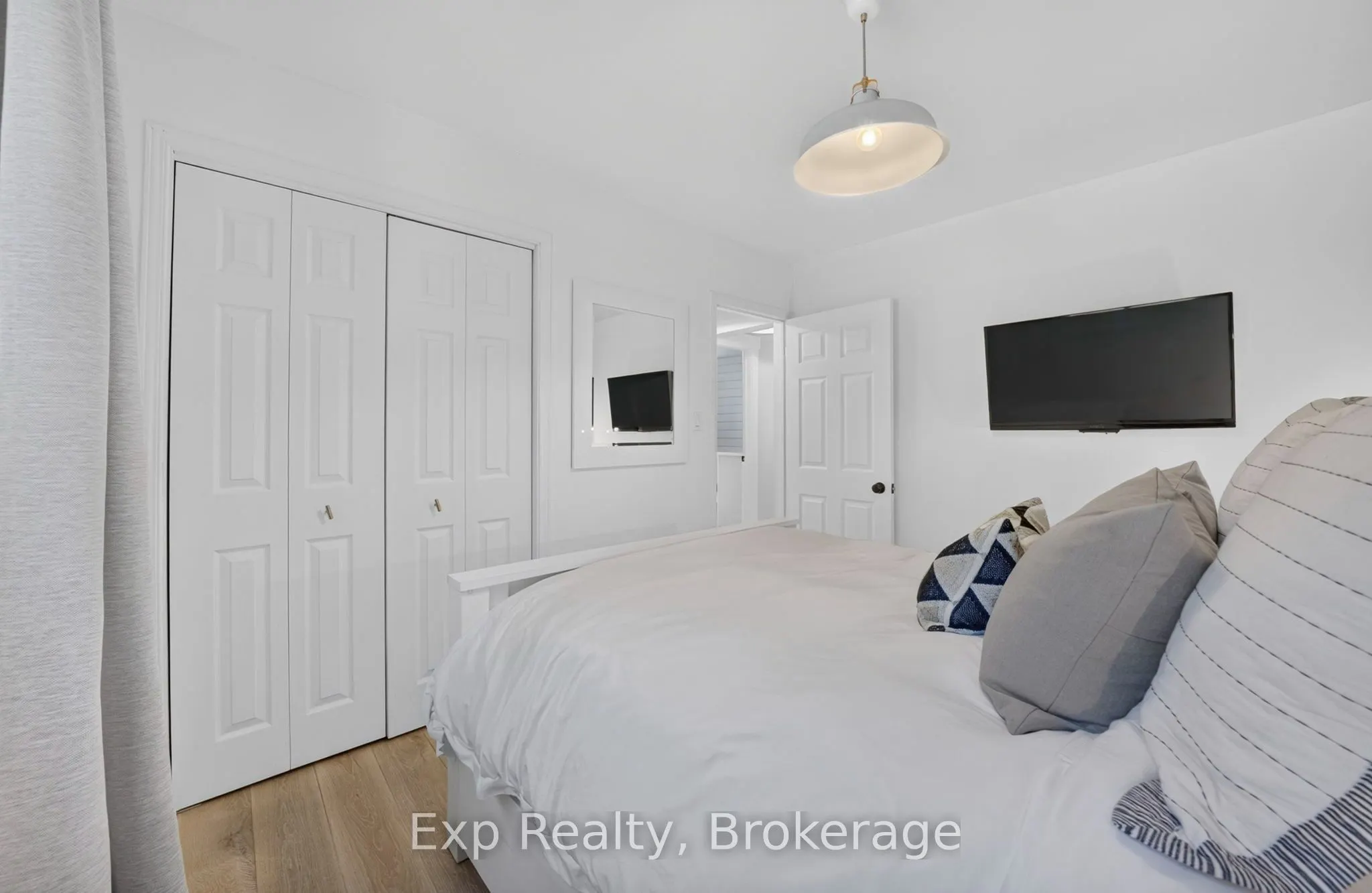 90 Cosy Cove Lane