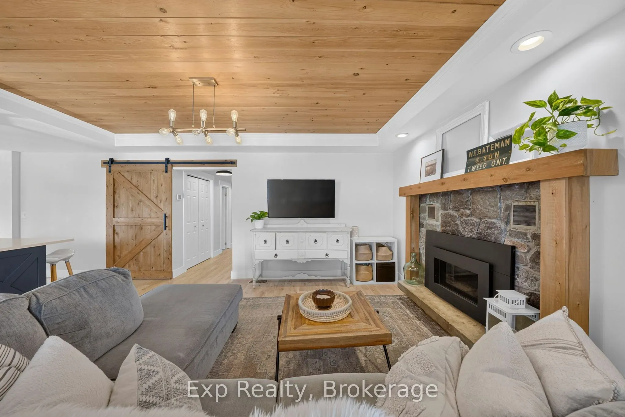90 Cosy Cove Lane