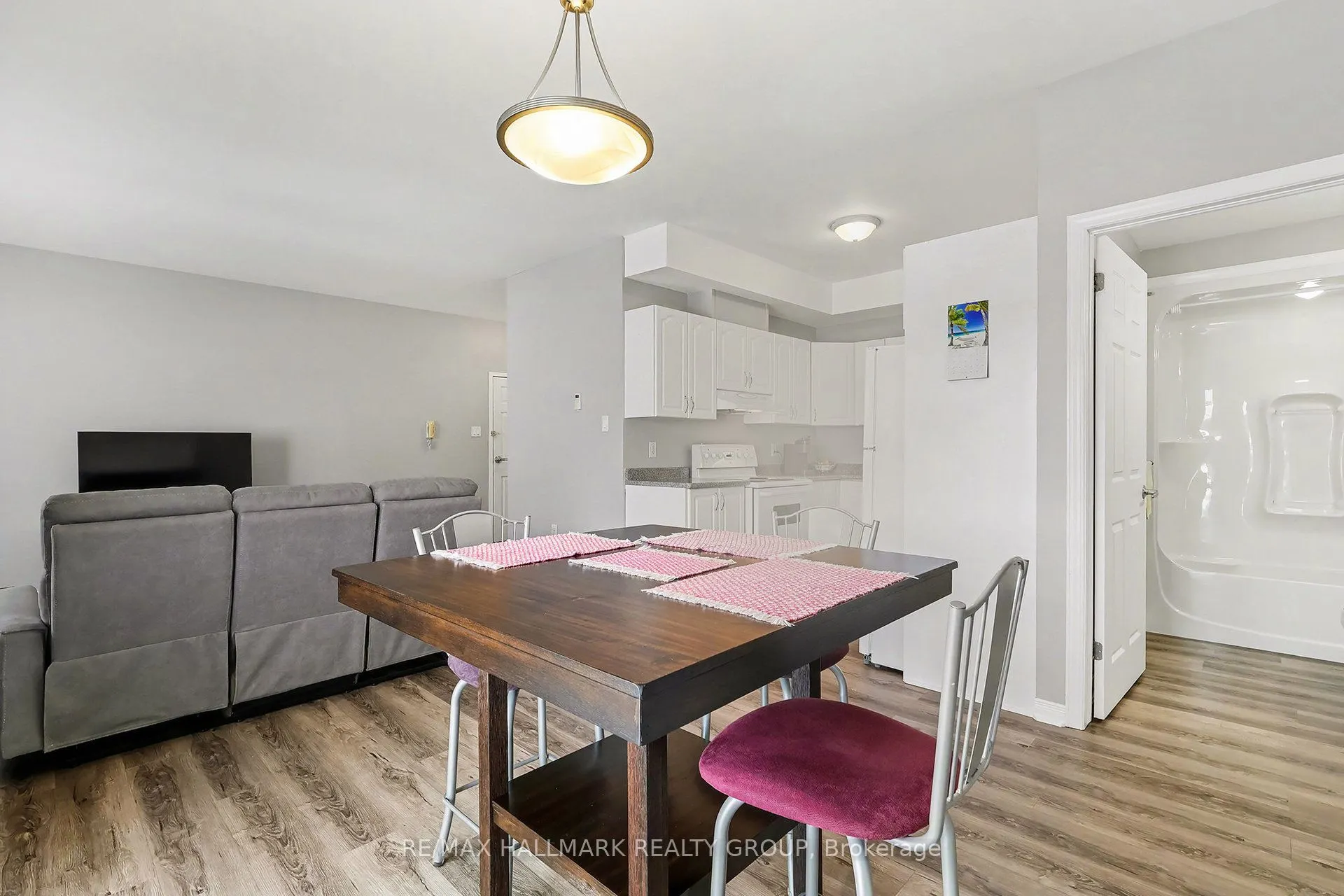1026 Laurier Street #208