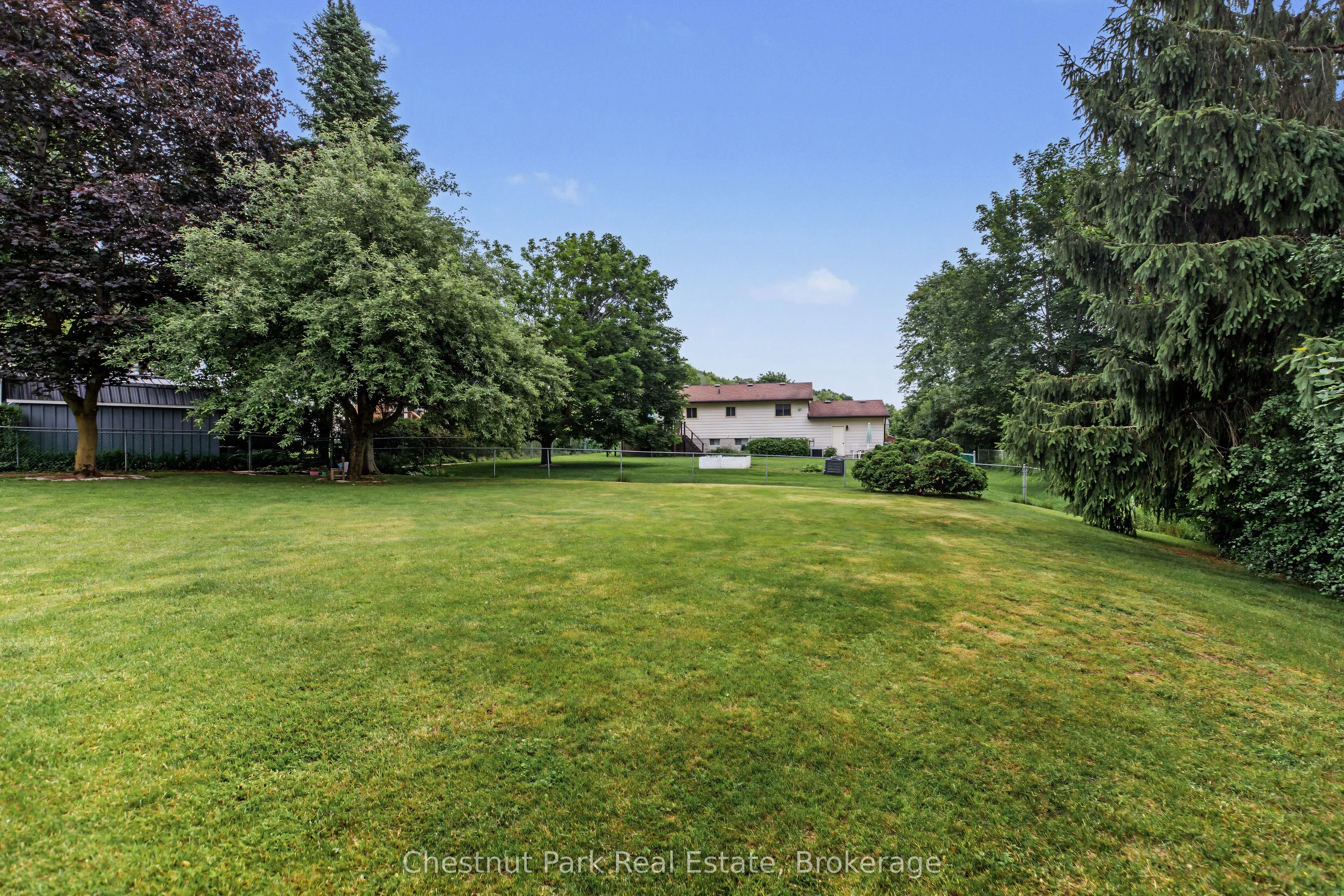 280 8th Avenue E
