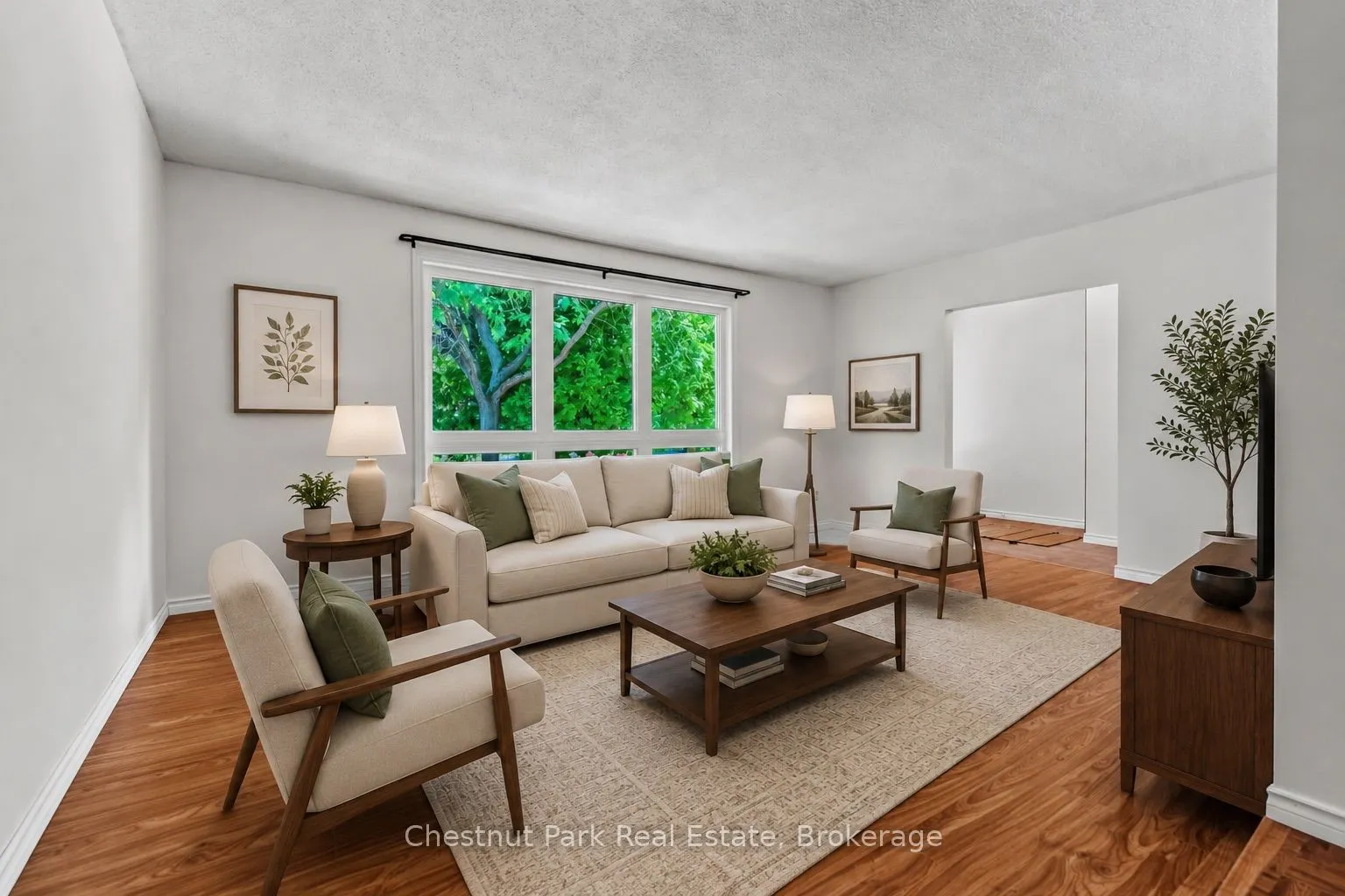 280 8th Avenue E