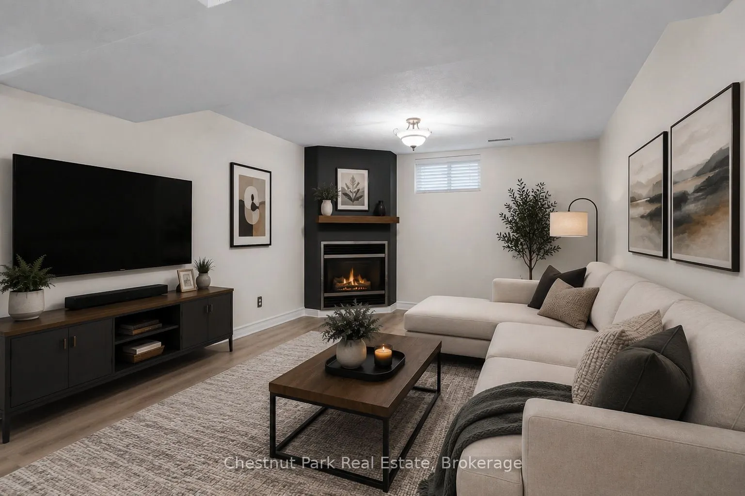 280 8th Avenue E