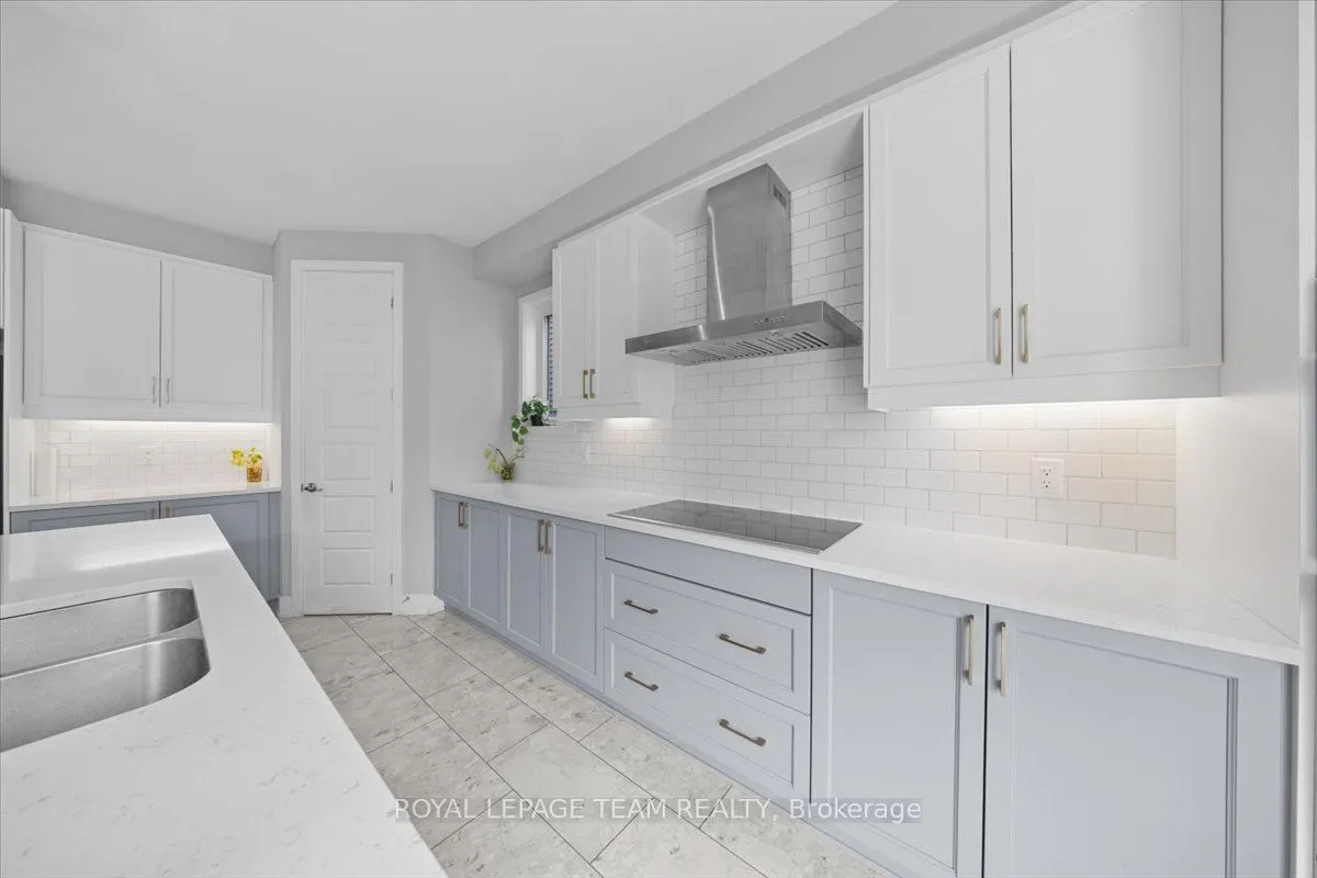 2413 Watercolours Way