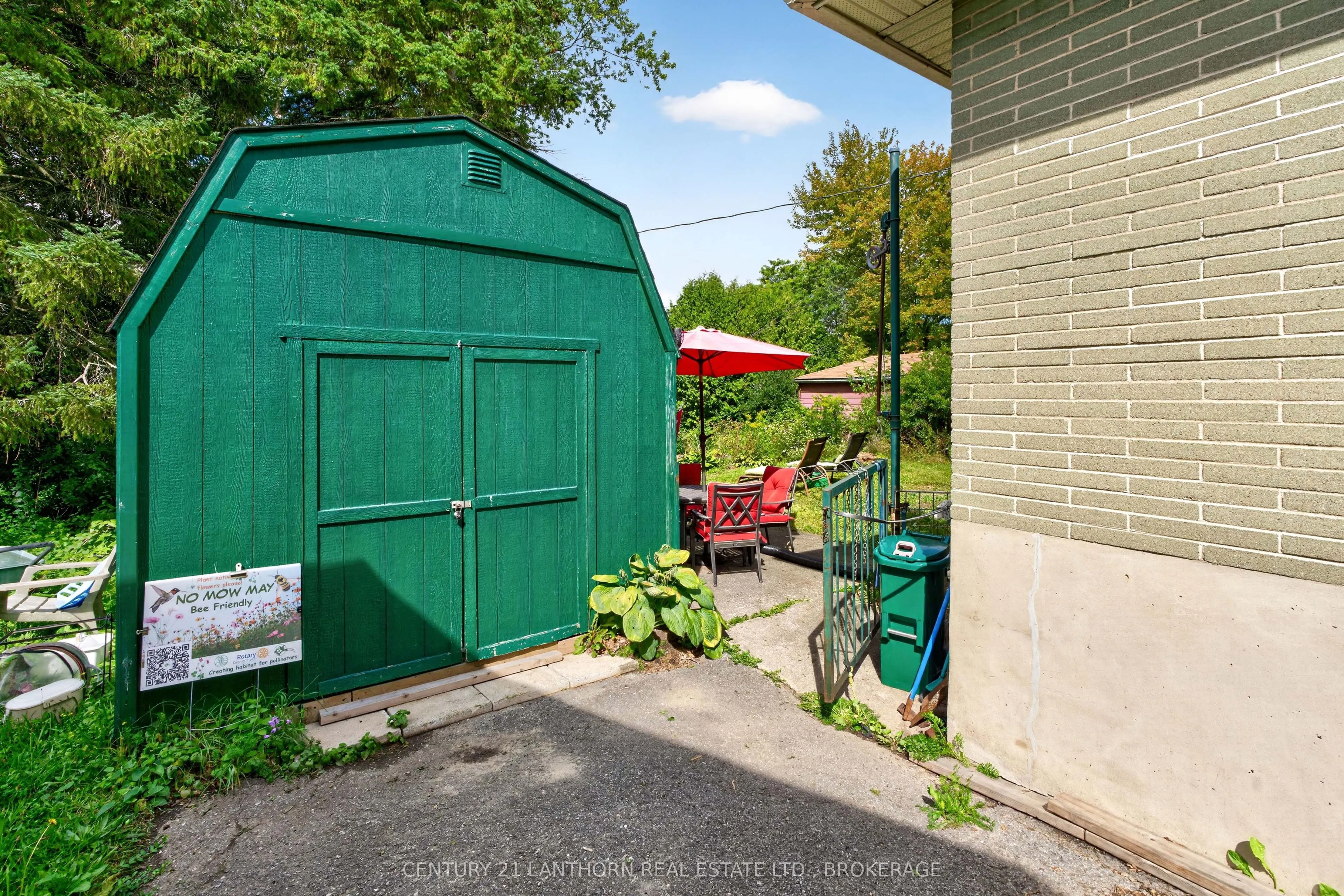 244 Yonge Street