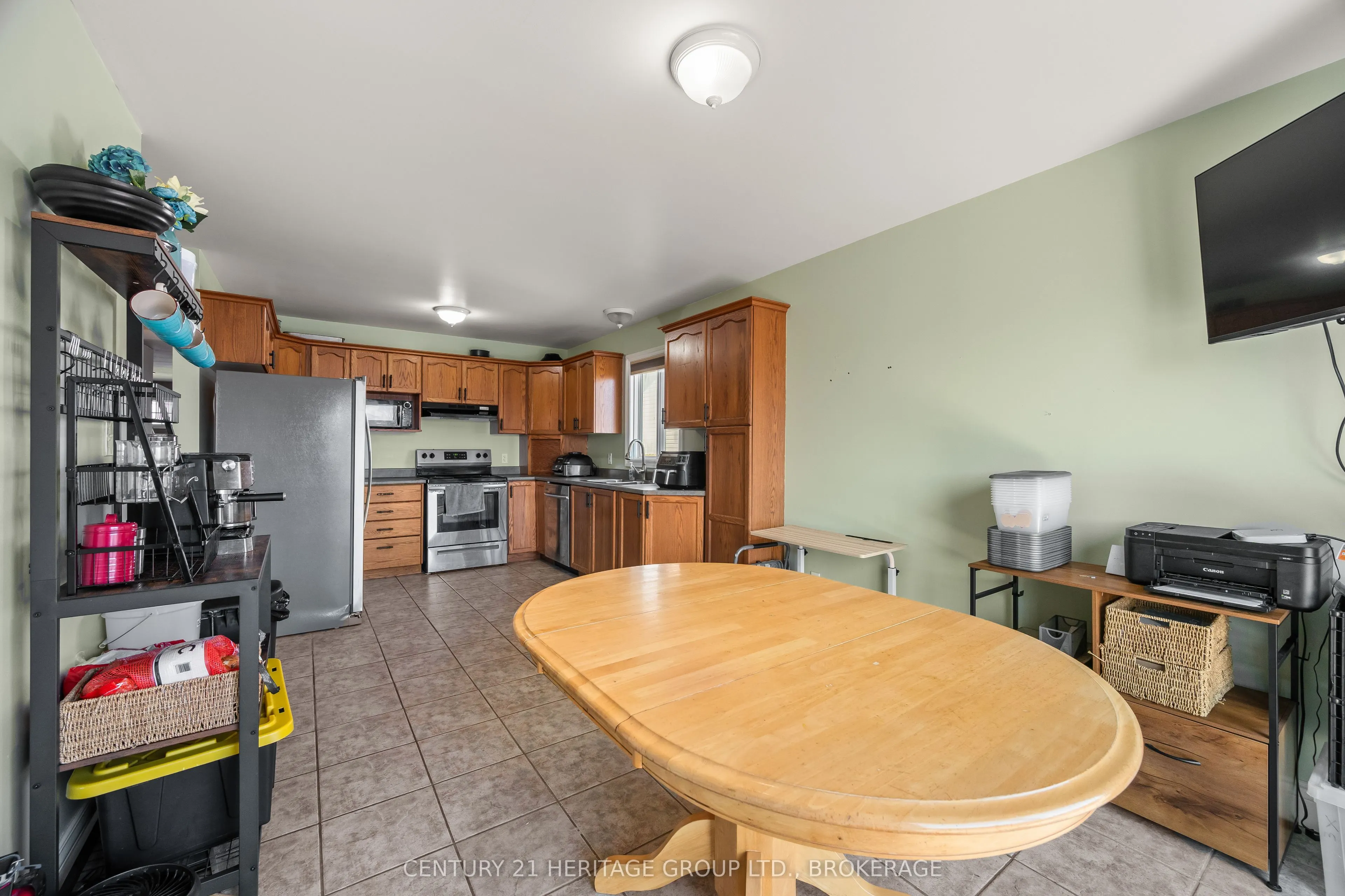 79 SPEERS Boulevard