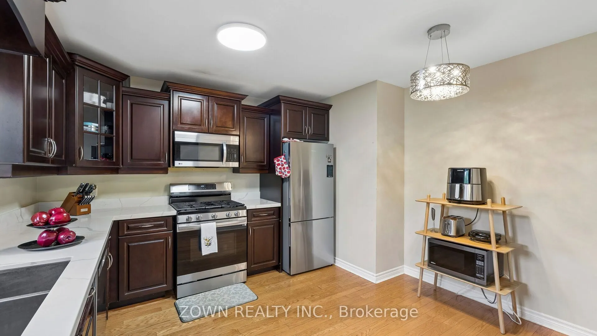 373 SEDDON Road