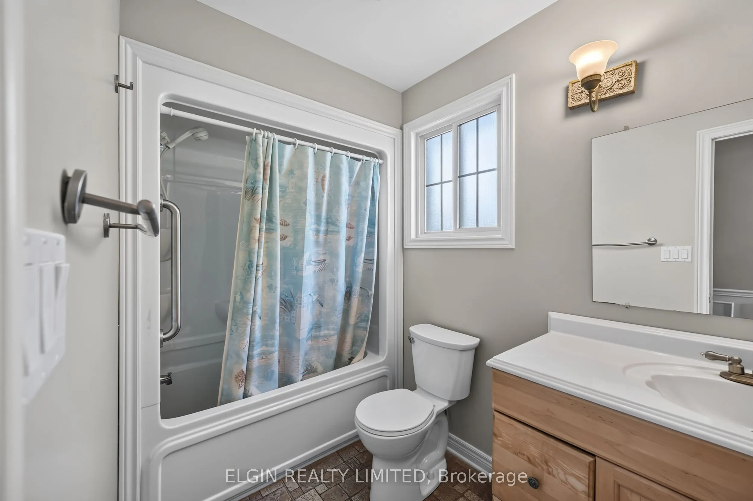 40 SCHREYER Drive