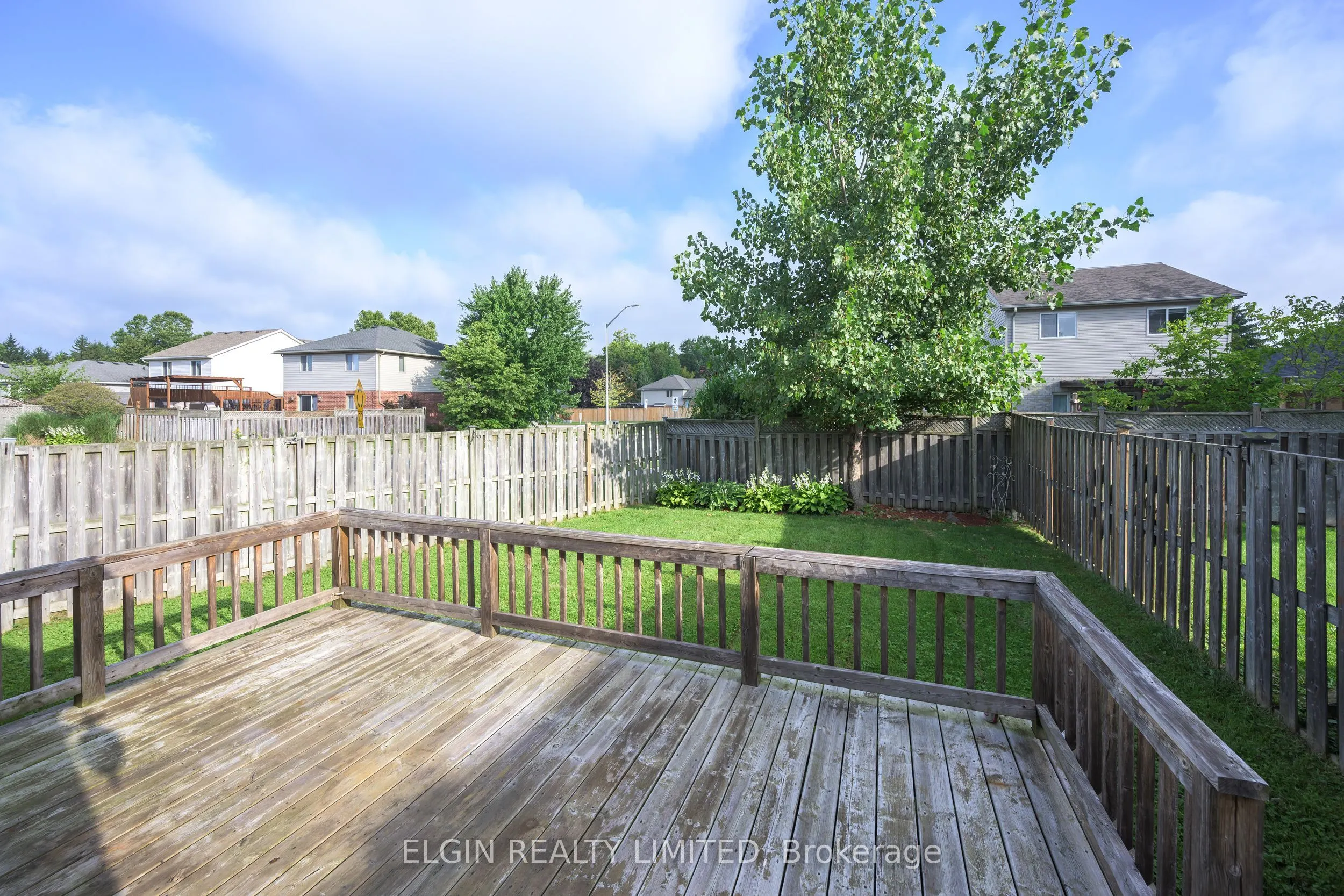40 SCHREYER Drive