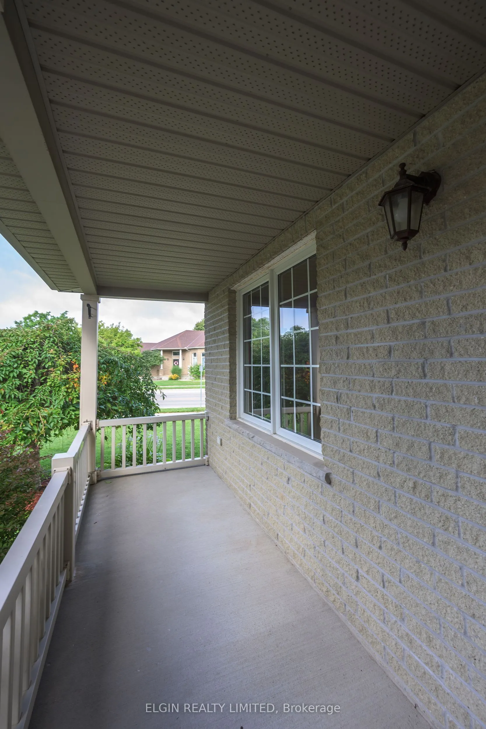 40 SCHREYER Drive