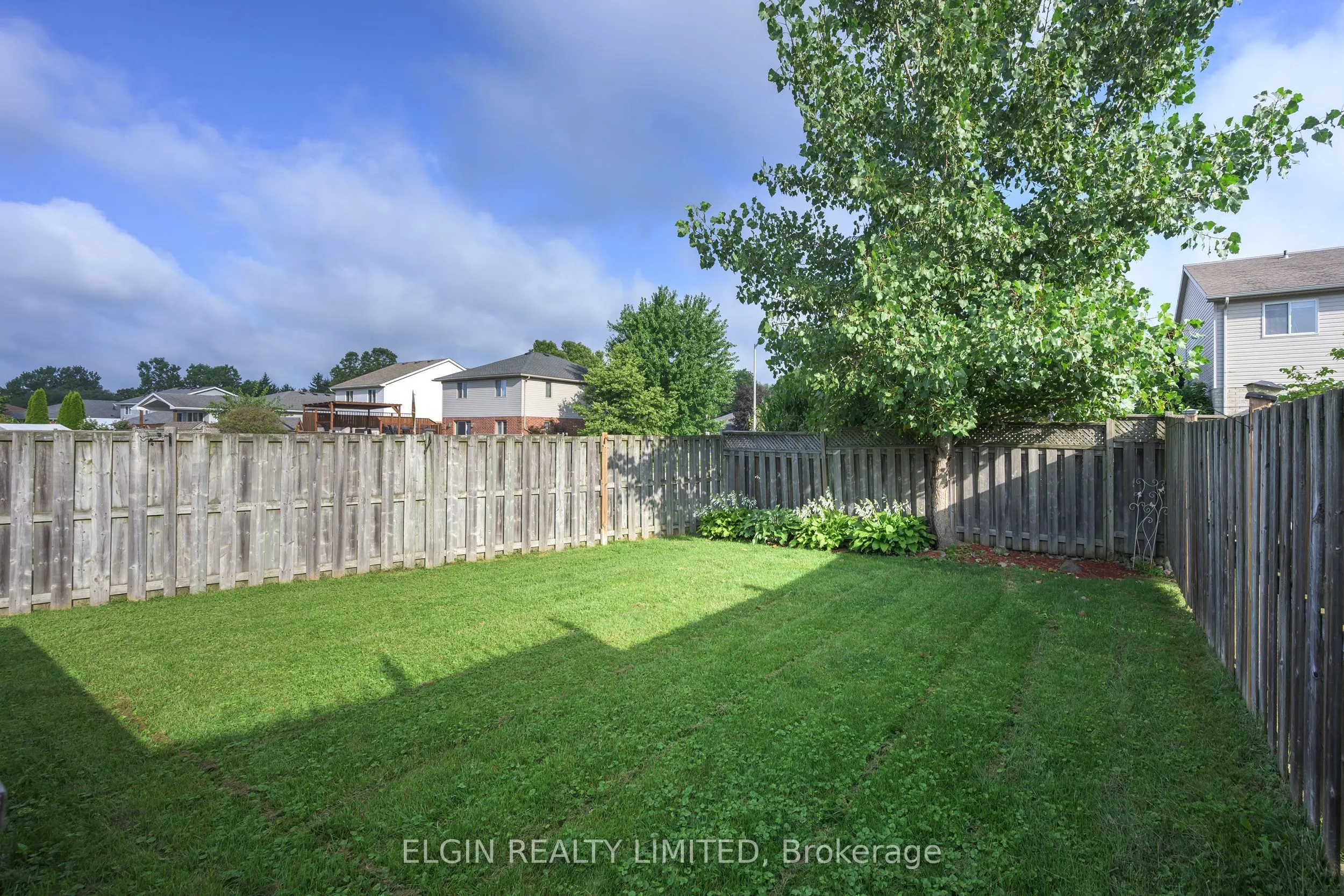 40 SCHREYER Drive