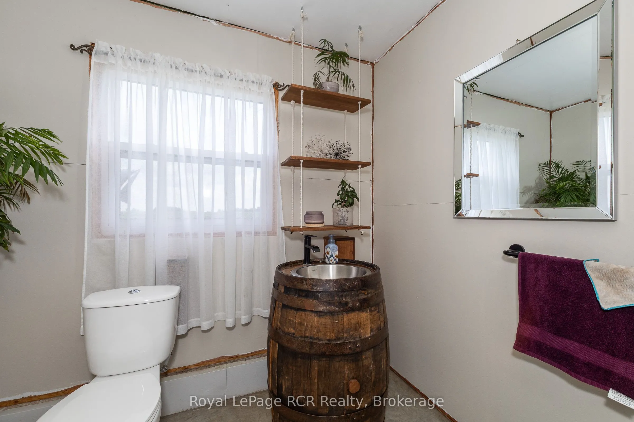 1720 Bruce 10 Road