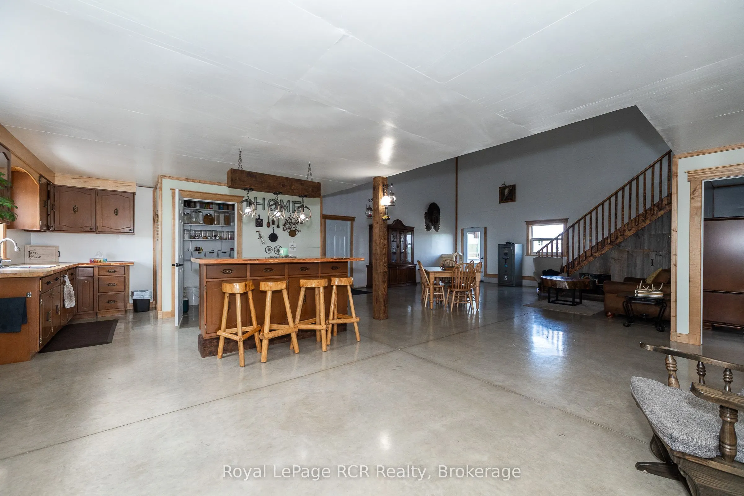 1720 Bruce 10 Road