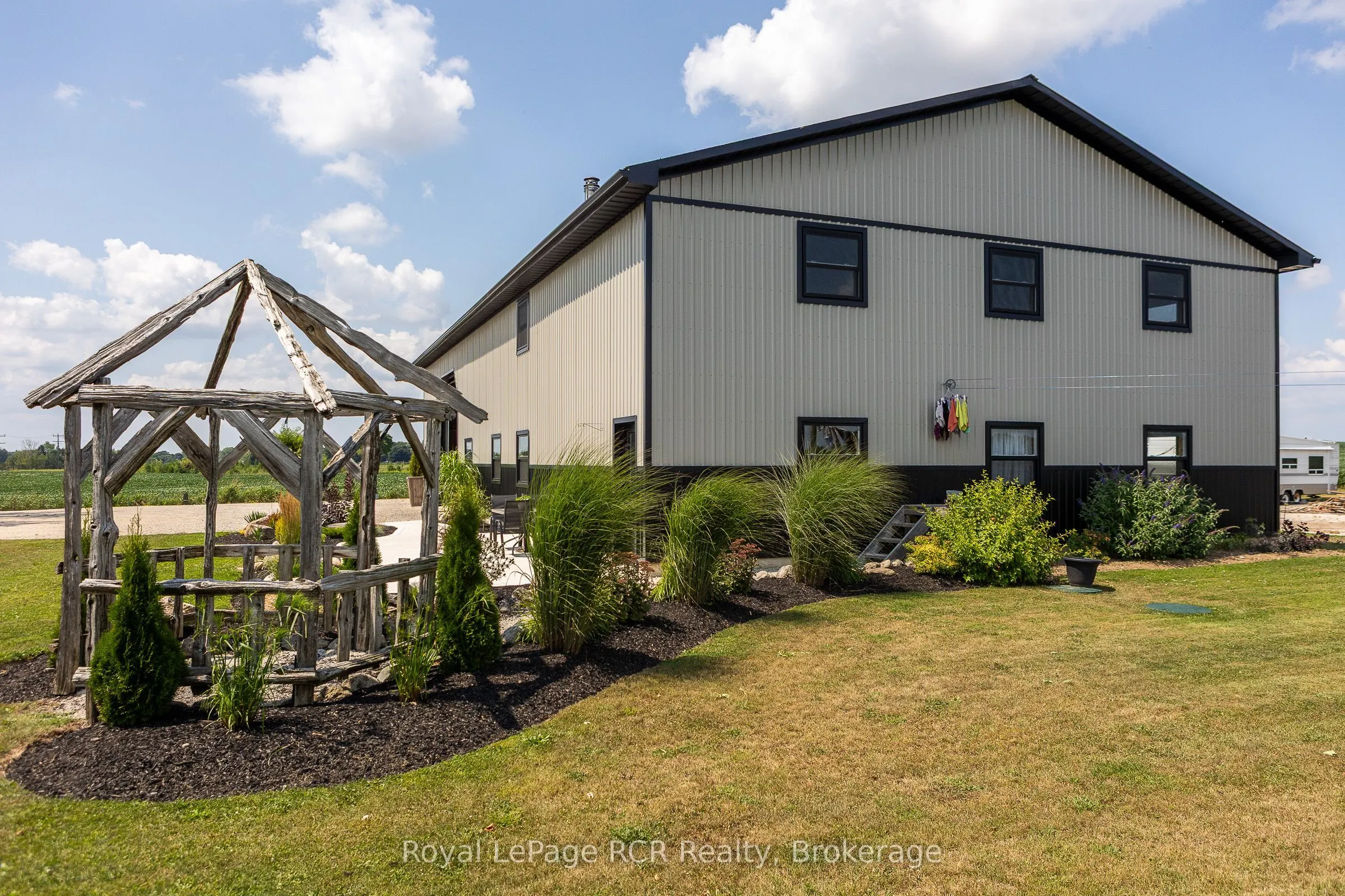 1720 Bruce 10 Road