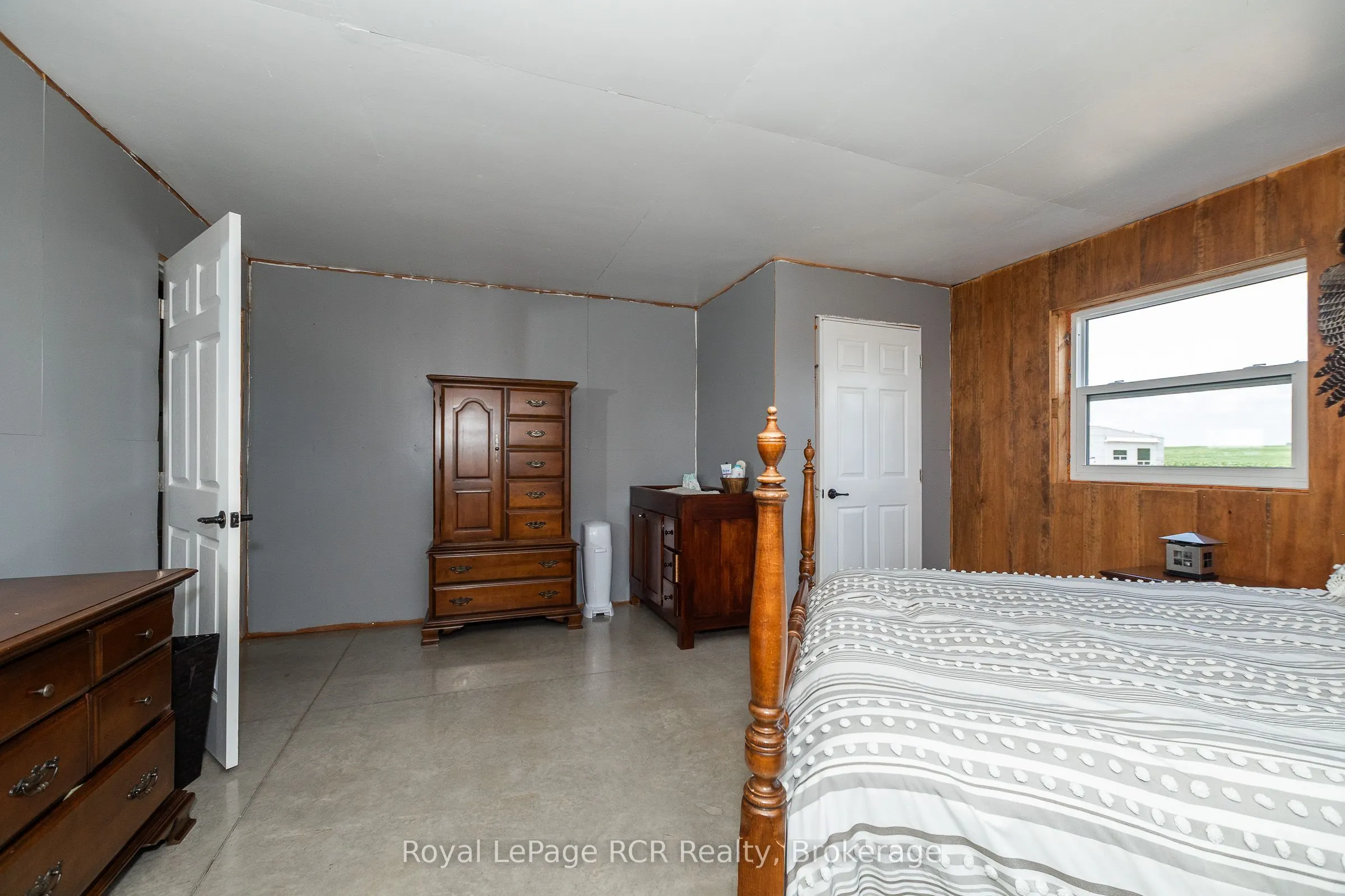 1720 Bruce 10 Road
