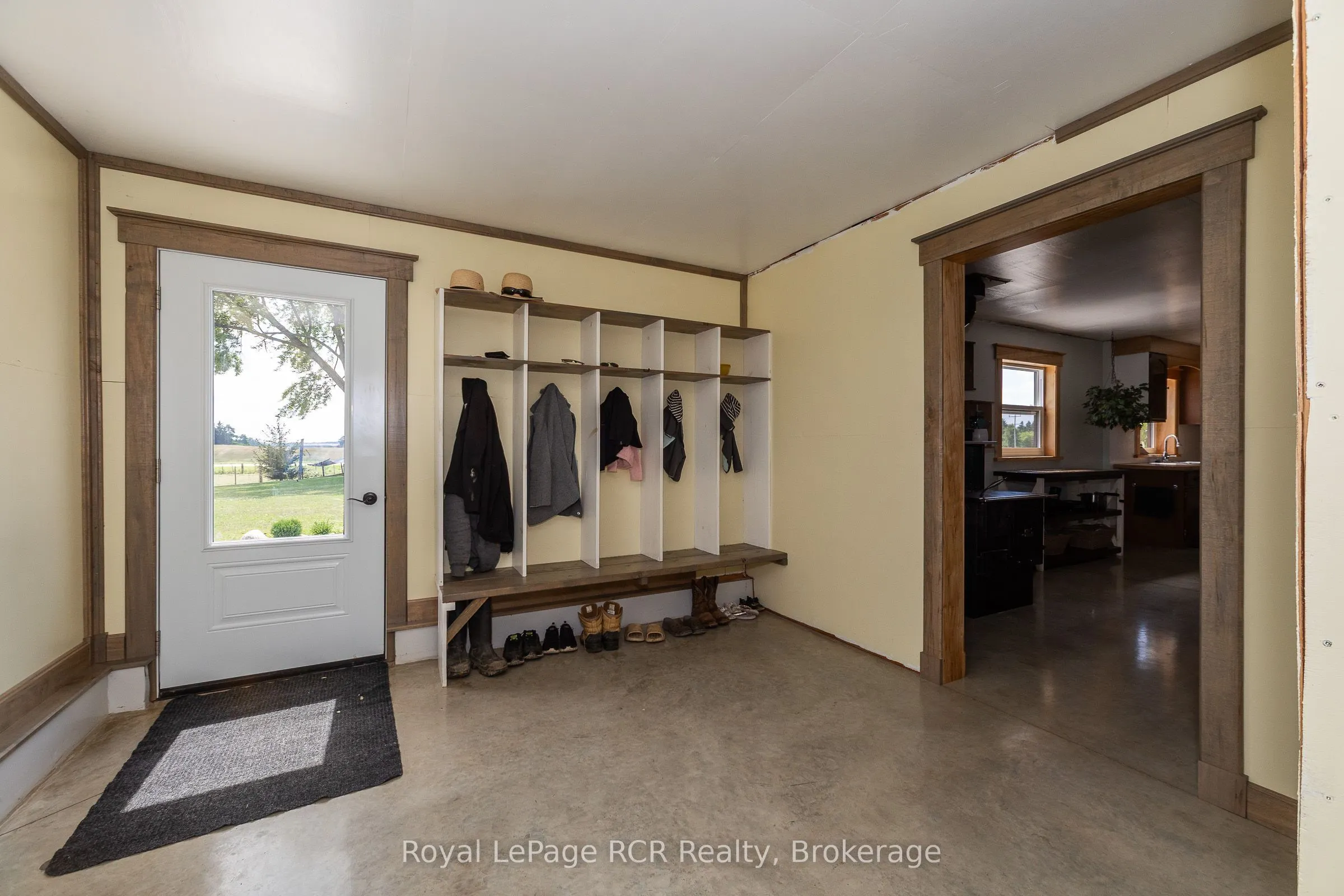 1720 Bruce 10 Road