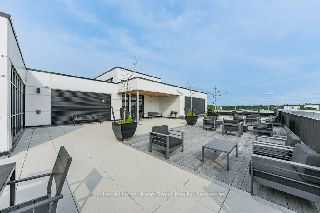 120 Huron Street #304