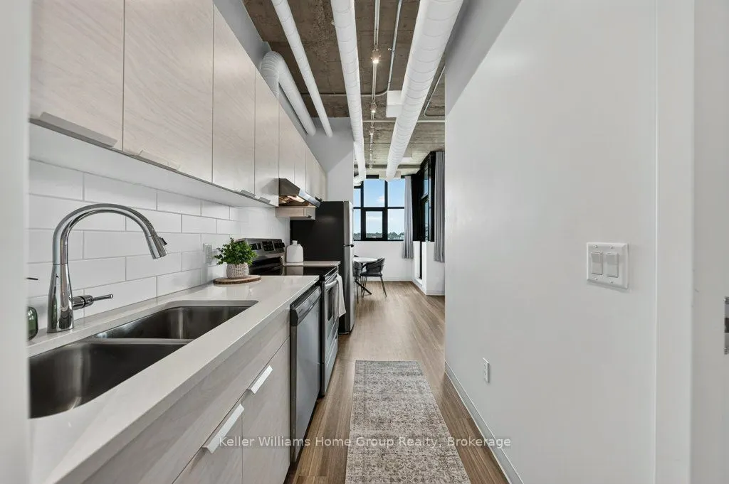 120 Huron Street #304