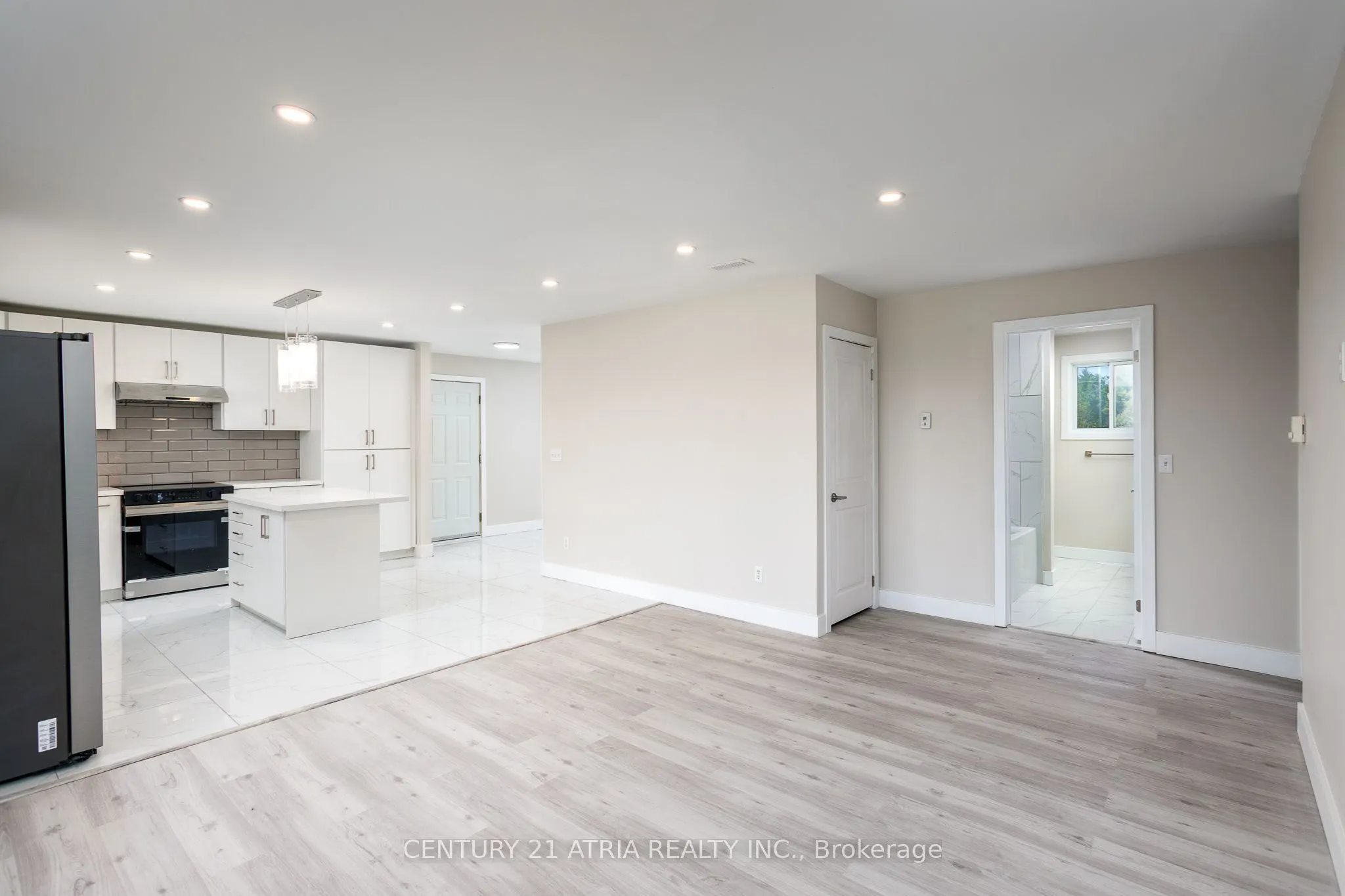 9 Summer Lane