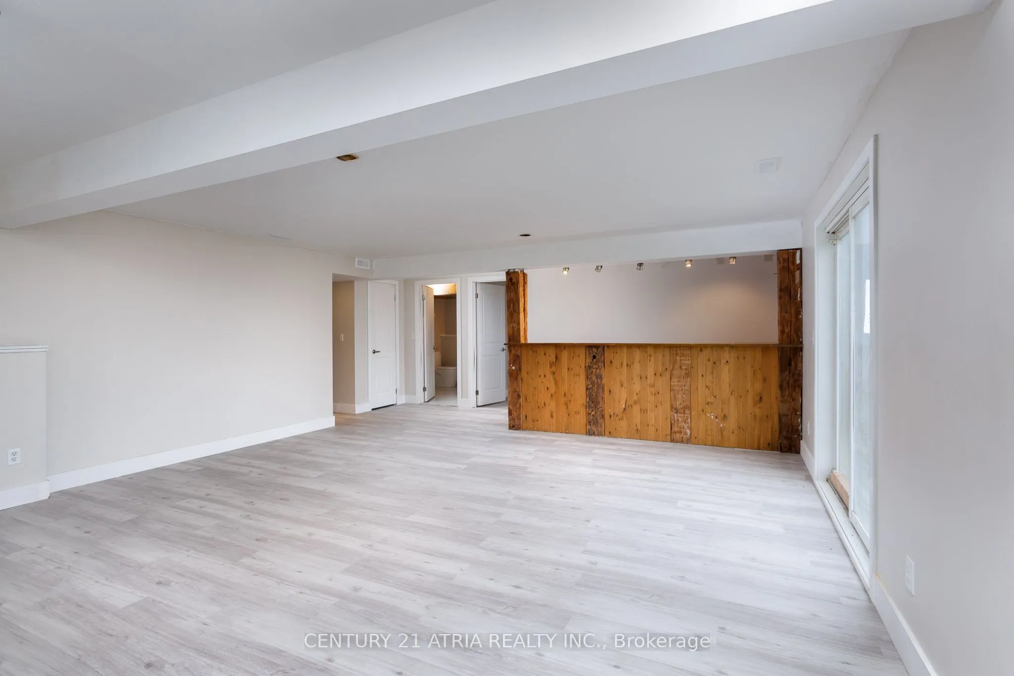 9 Summer Lane
