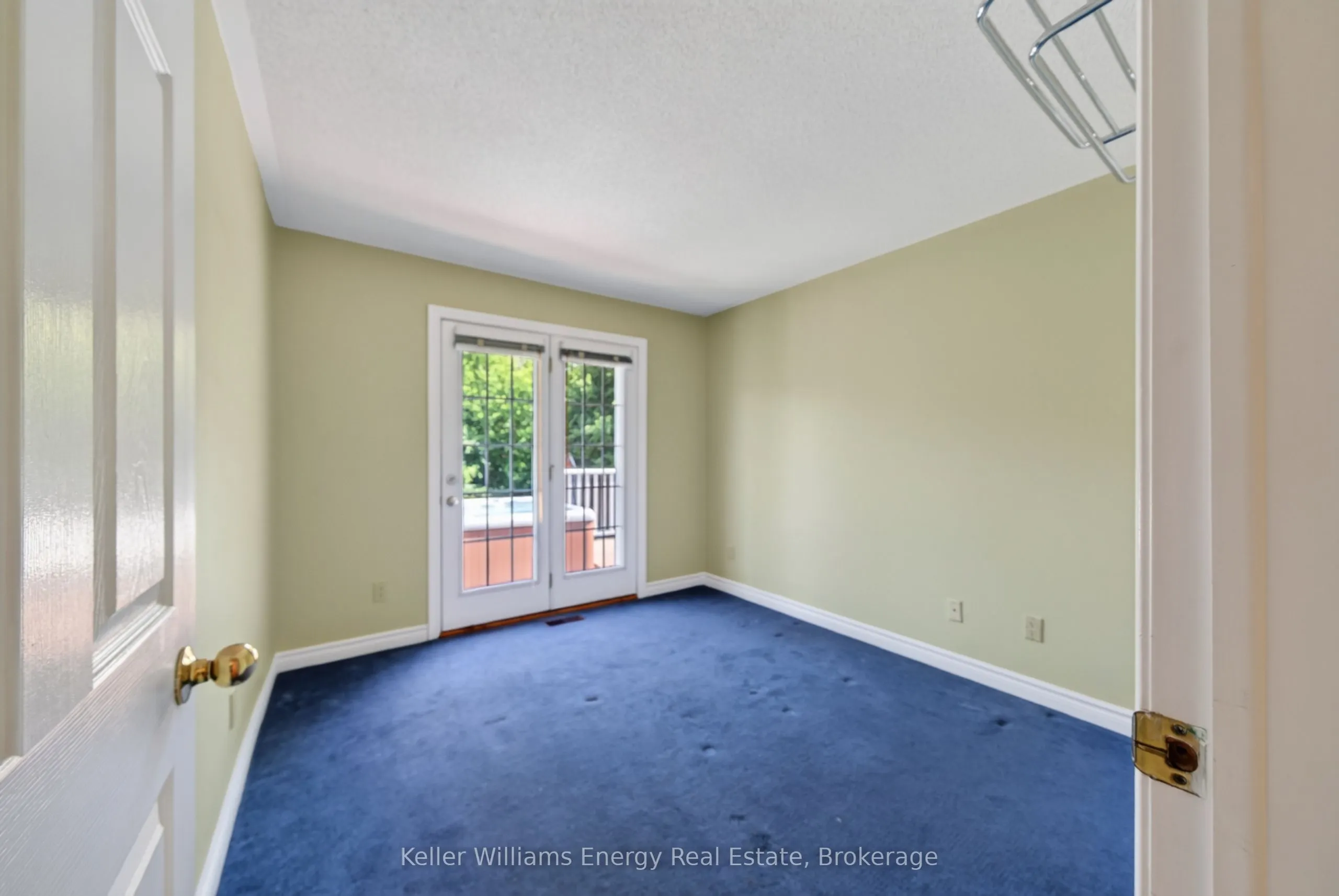 89 Westwind Crescent